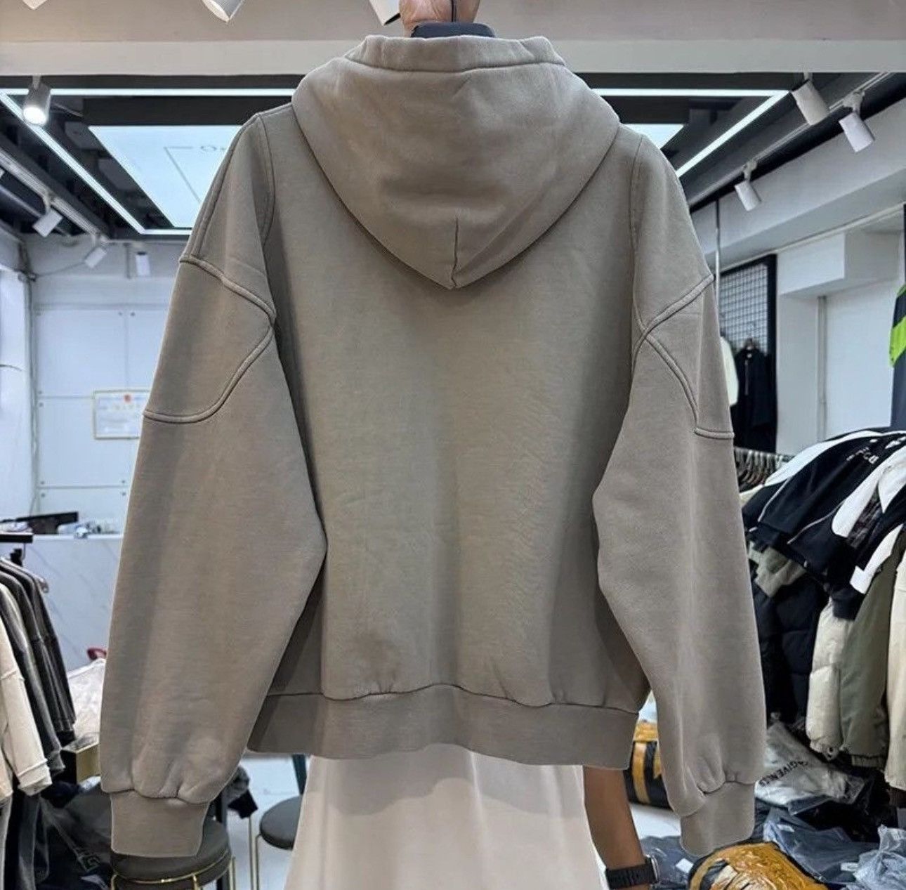 Japanese Brand Zippered Fleece Hoodie Rare Design Pockets Hoodie Size US L / EU 52-54 / 3 - 2 Thumbnail