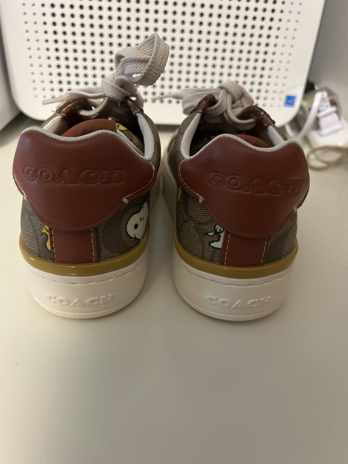 Coach Coach x Peanuts Snoopy CE860 Women’s Signature Shoe NO BOX Size US 5 / IT 35 - 4 Thumbnail
