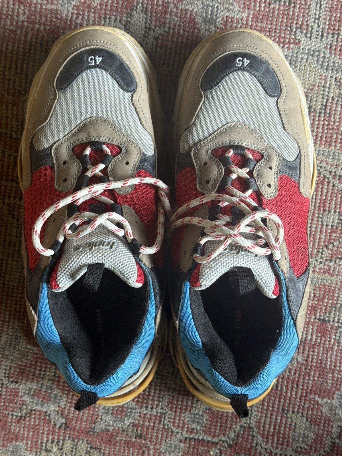 Balenciaga Balenciaga triple s sneaker size 45 Size US 12 / EU 45 - 9 Thumbnail