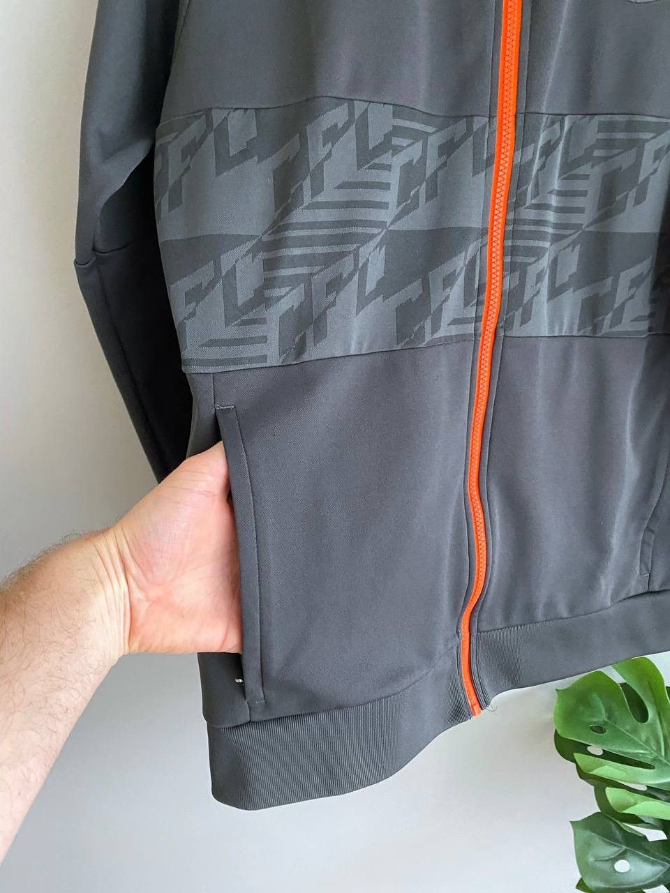 Nike Chelsea FC I96 2019/20 Football Soccer Track Jacket, Size M Size US M / EU 48-50 / 2 - 9 Thumbnail