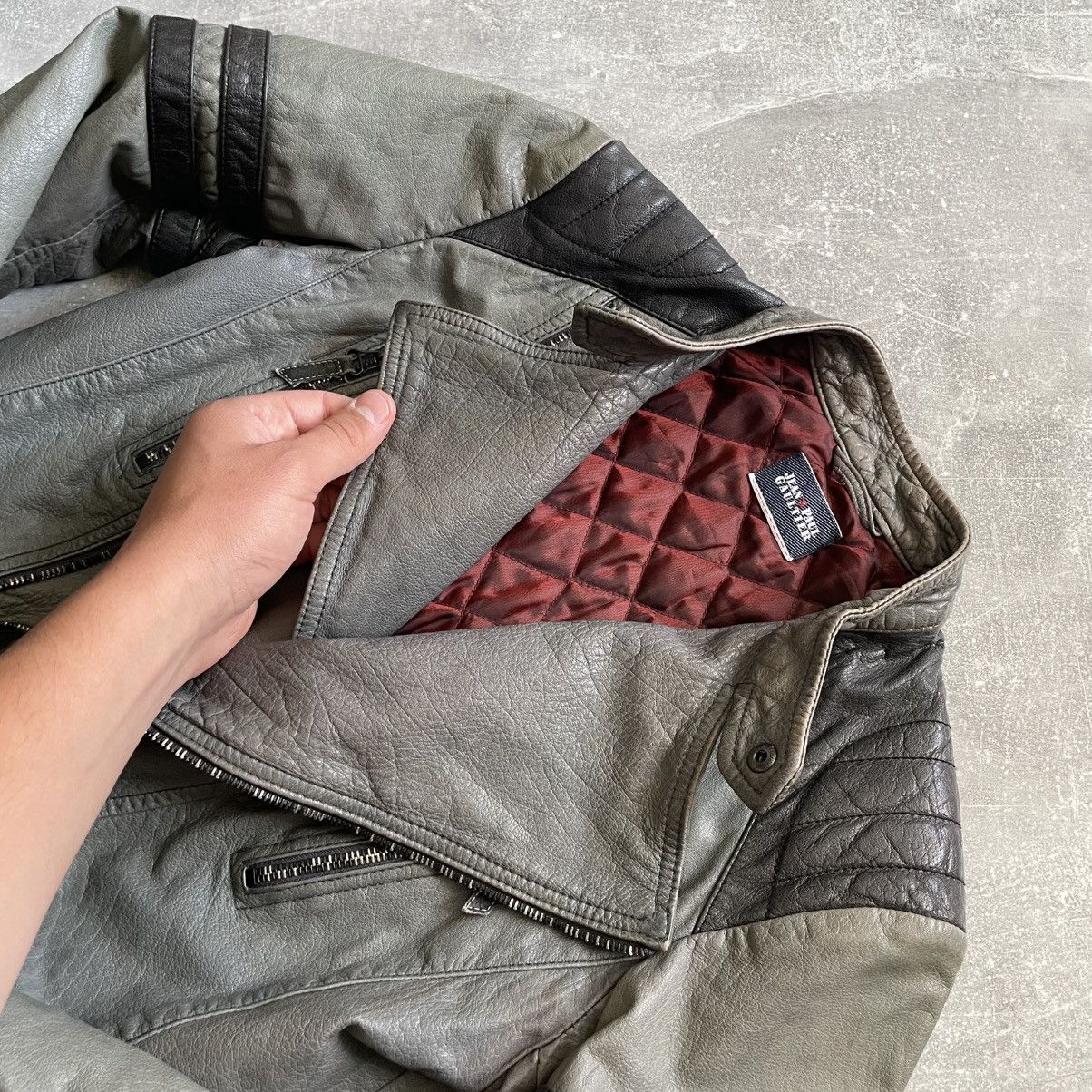 Jean Paul Gaultier 90s moto bomber 80s chrom Studded Leather Jacket distressed Size US XXS / EU 40 - 14 Thumbnail