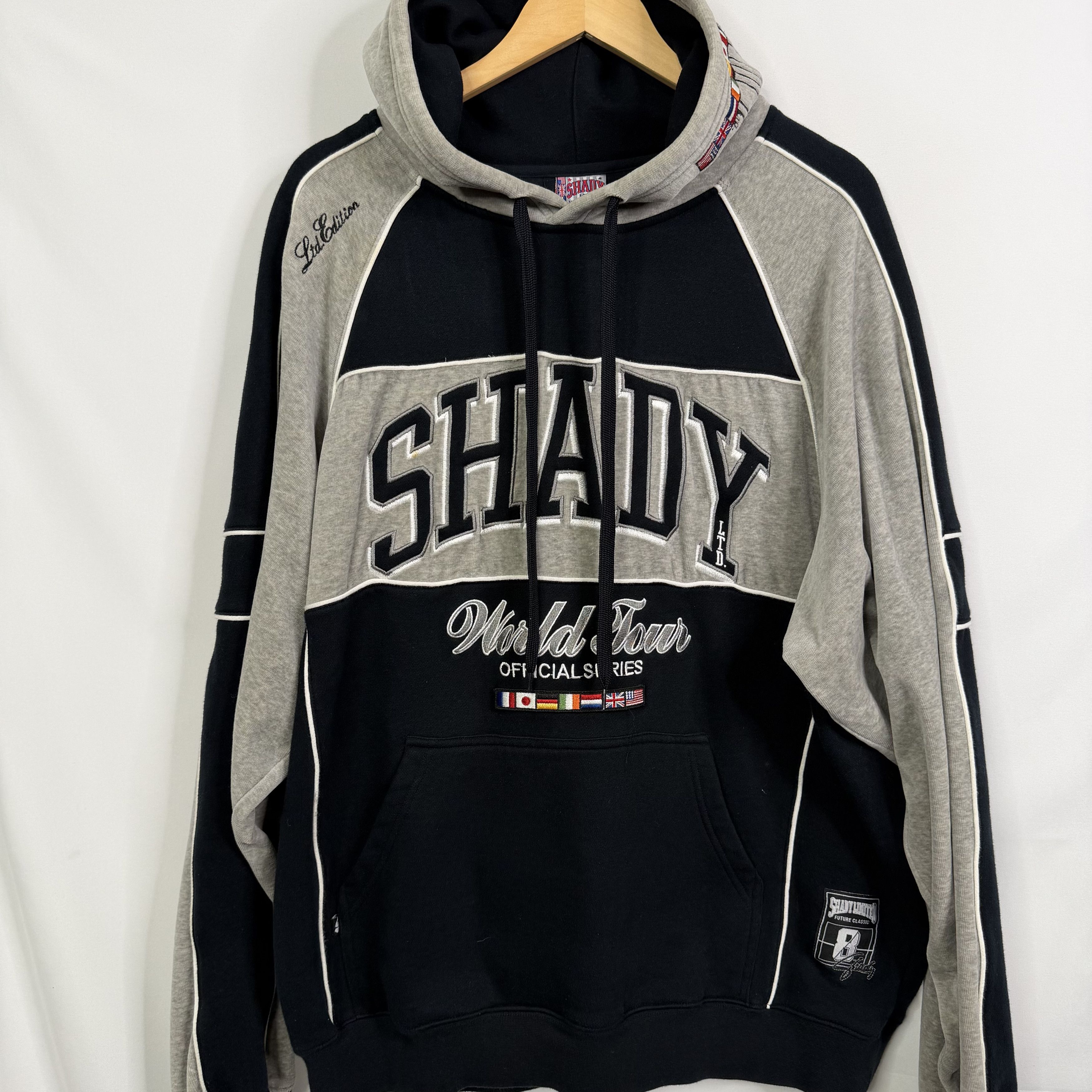 Shady Ltd Shady Ltd World Tour Official Series Eminem Hoodie Size US L / EU 52-54 / 3 - 9 Thumbnail