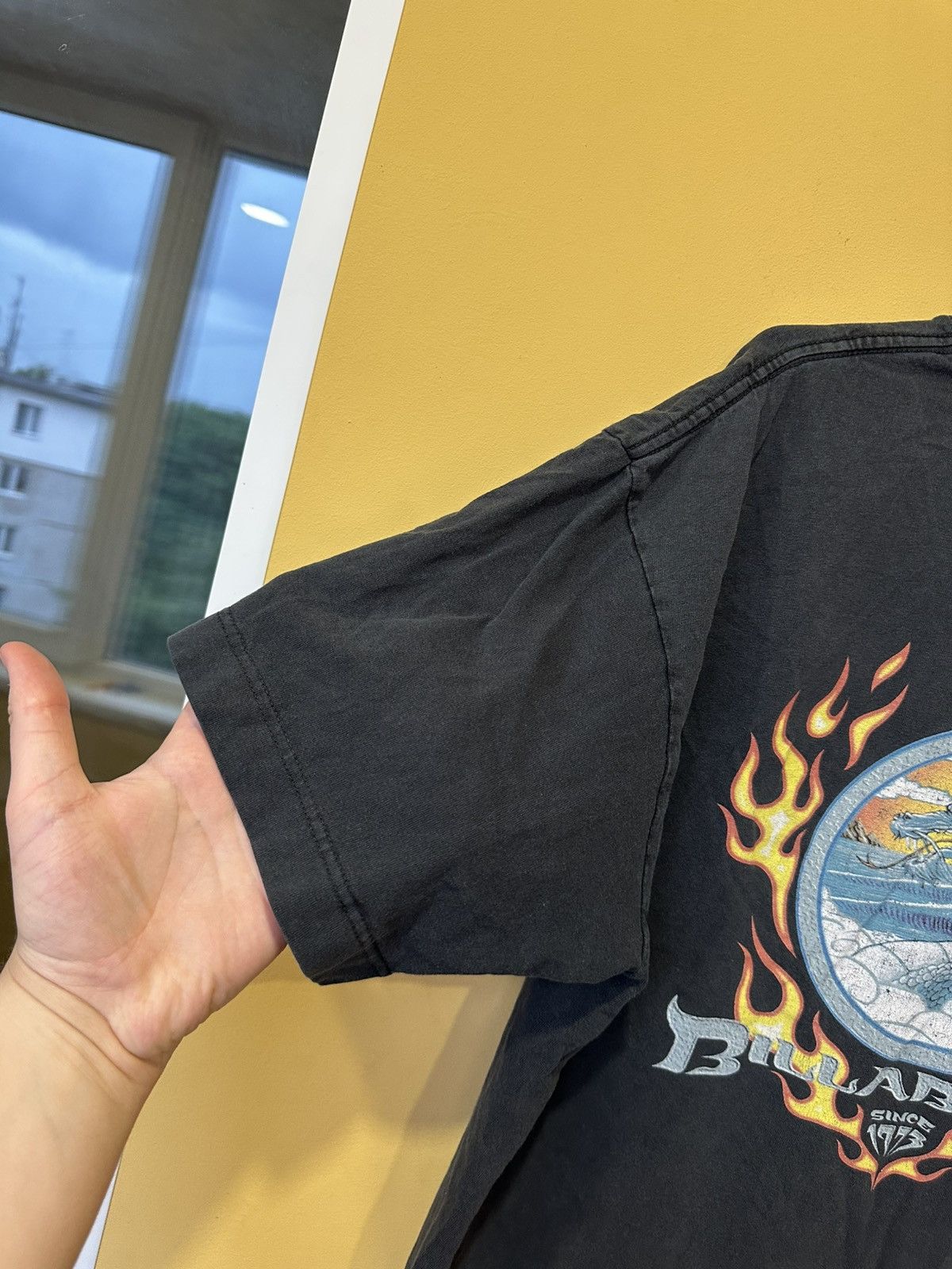 Vintage Vintage Billabong Shirt Surf Flame Dragon Tee T Shirt men Size US M / EU 48-50 / 2 - 7 Thumbnail