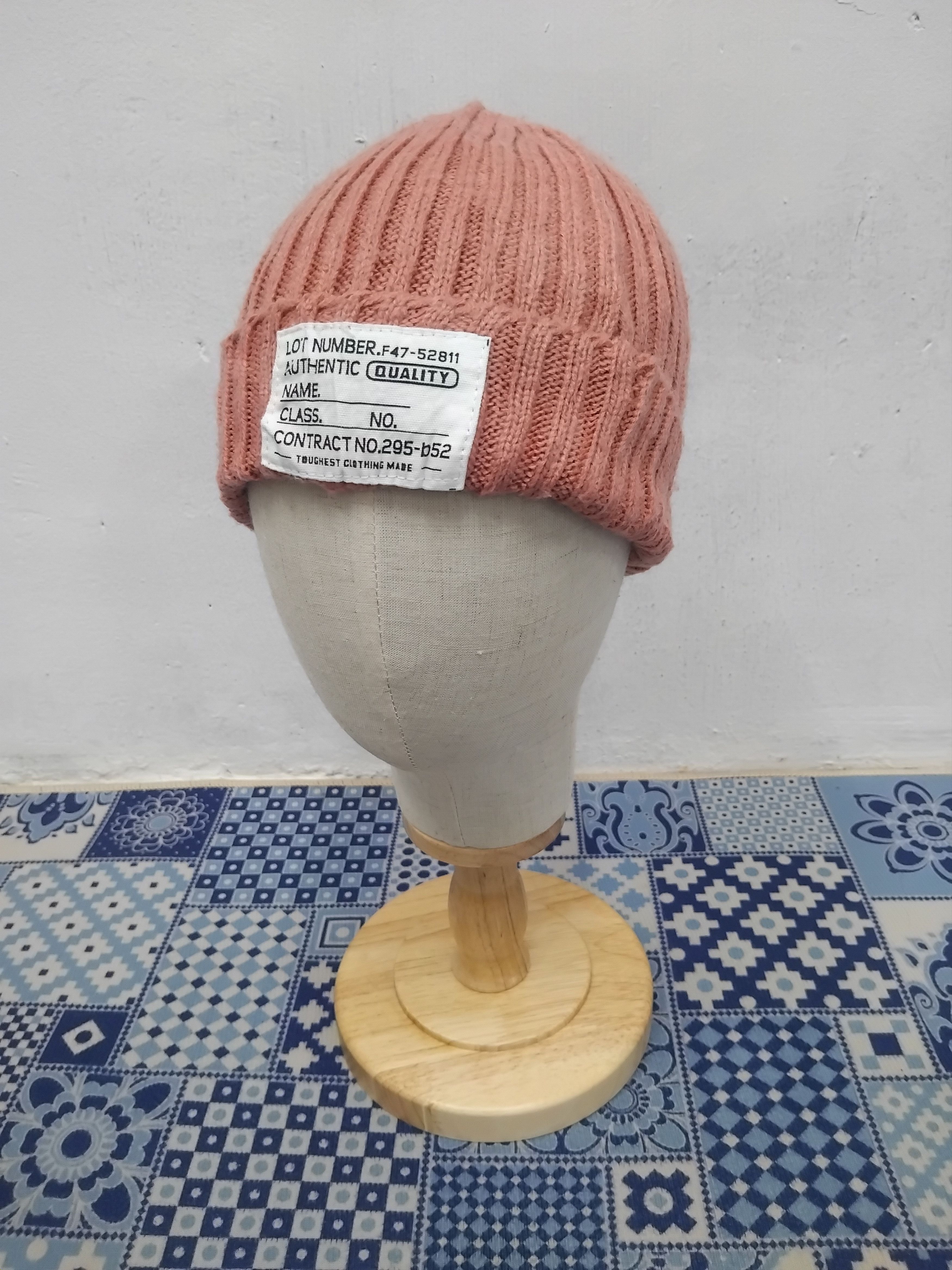 Issey Miyake 💥A.v.v peach colour Beanie hat Size ONE SIZE - 1 Thumbnail