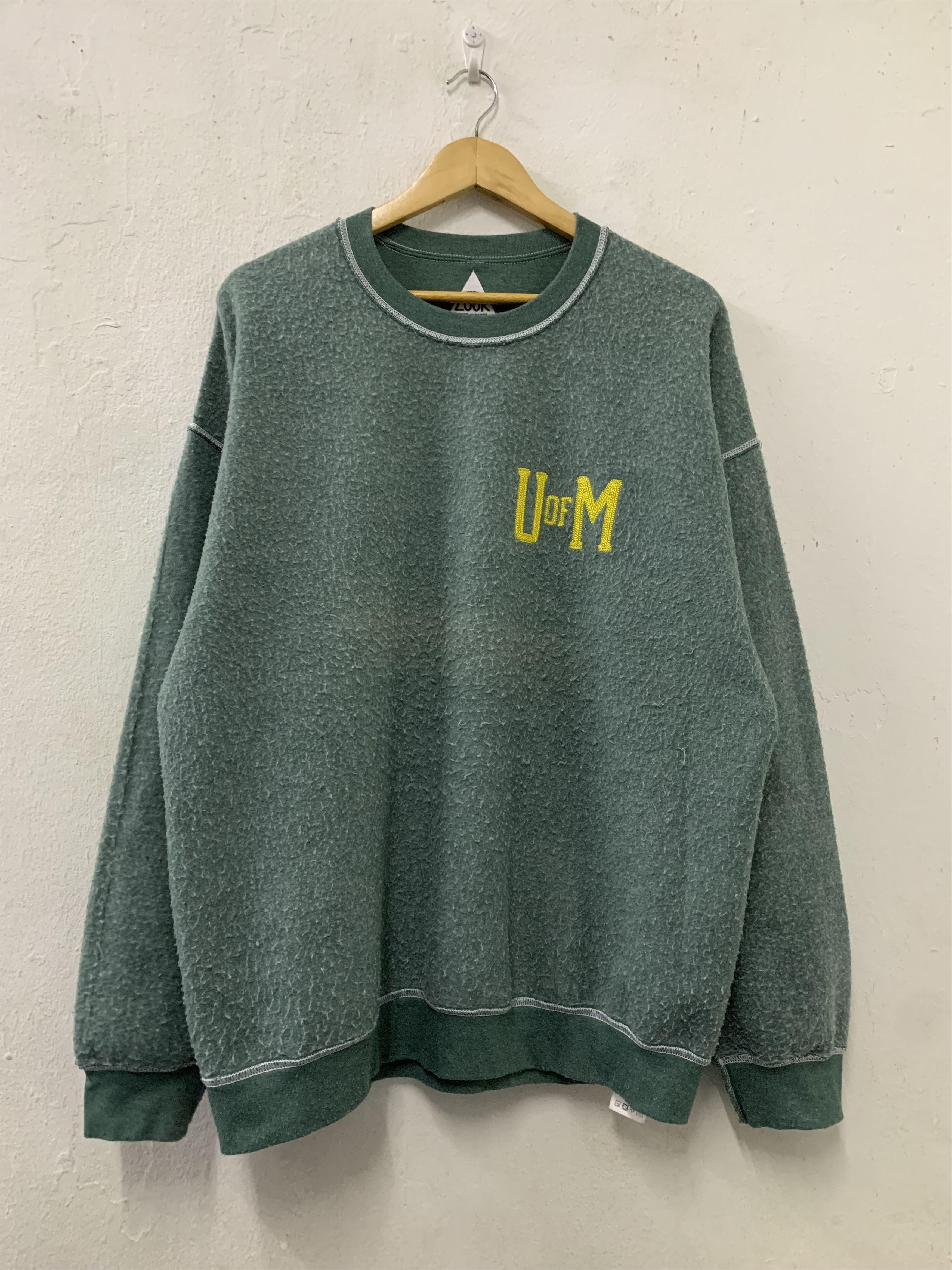 Japanese Brand UofM University of Minnesota Bear Paws Reversible sweatshirt Size US XL / EU 56 / 4 - 7 Thumbnail