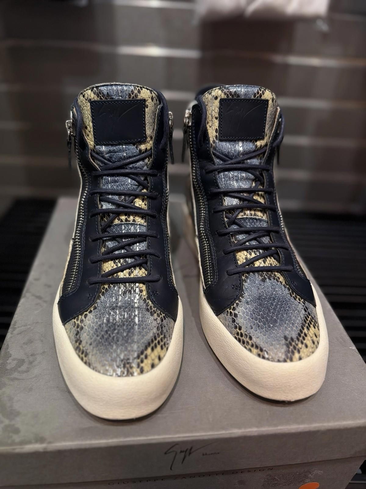 Giuseppe Zanotti Giuseppe Zanotti Embossed Snakeskin Sneakers - 44EU/11US Size US 11 / EU 44 - 4 Thumbnail