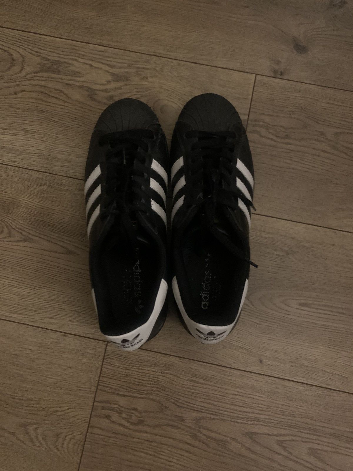Adidas Adidas Superstars Size US 10 / EU 43 - 3 Thumbnail
