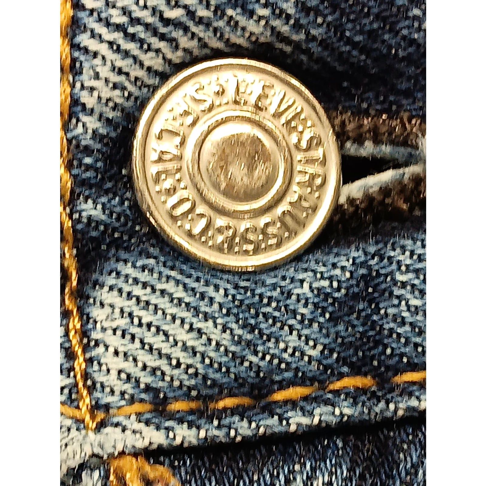 Levi's Levi's 505 Jeans Men Medium Wash Blue Denim 34 Inseam 40x32 Regular Straight Fit Belt Loops 5-Pocket Zip Closure Logo Leather Patch Mens Size US 40 / EU 56 - 4 Thumbnail