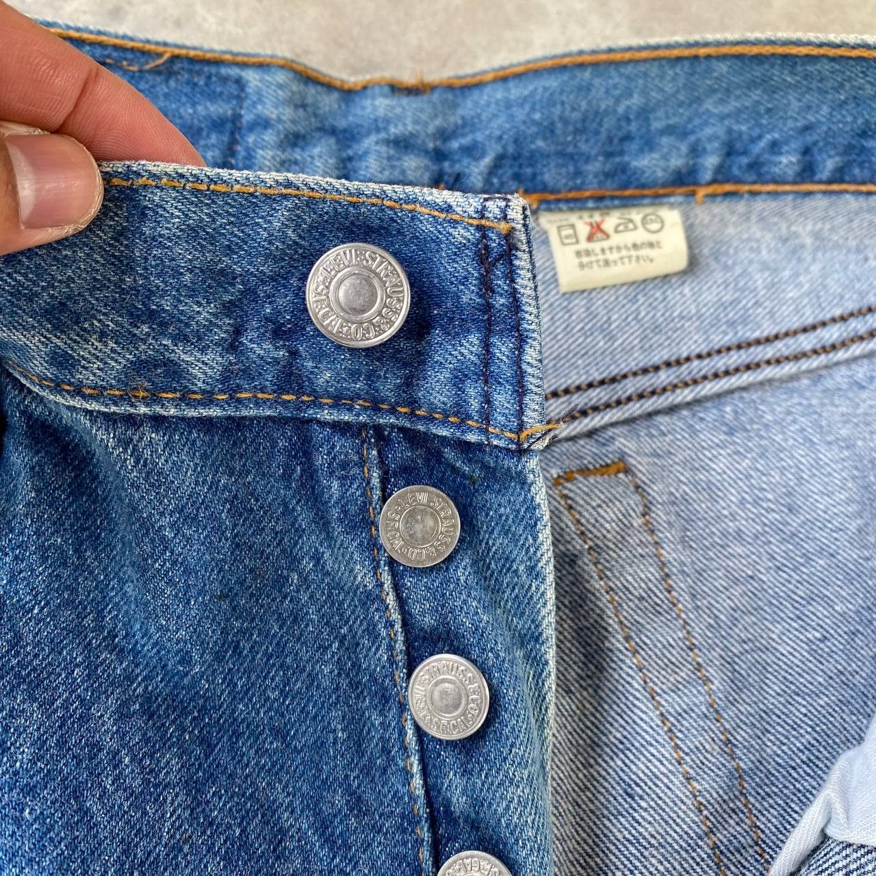 Levi's Vintage Clothing VINTAGE LEVIS 501 WOMEN W28X29.5"-J8-22 Size US 28 / EU 44 - 12 Thumbnail