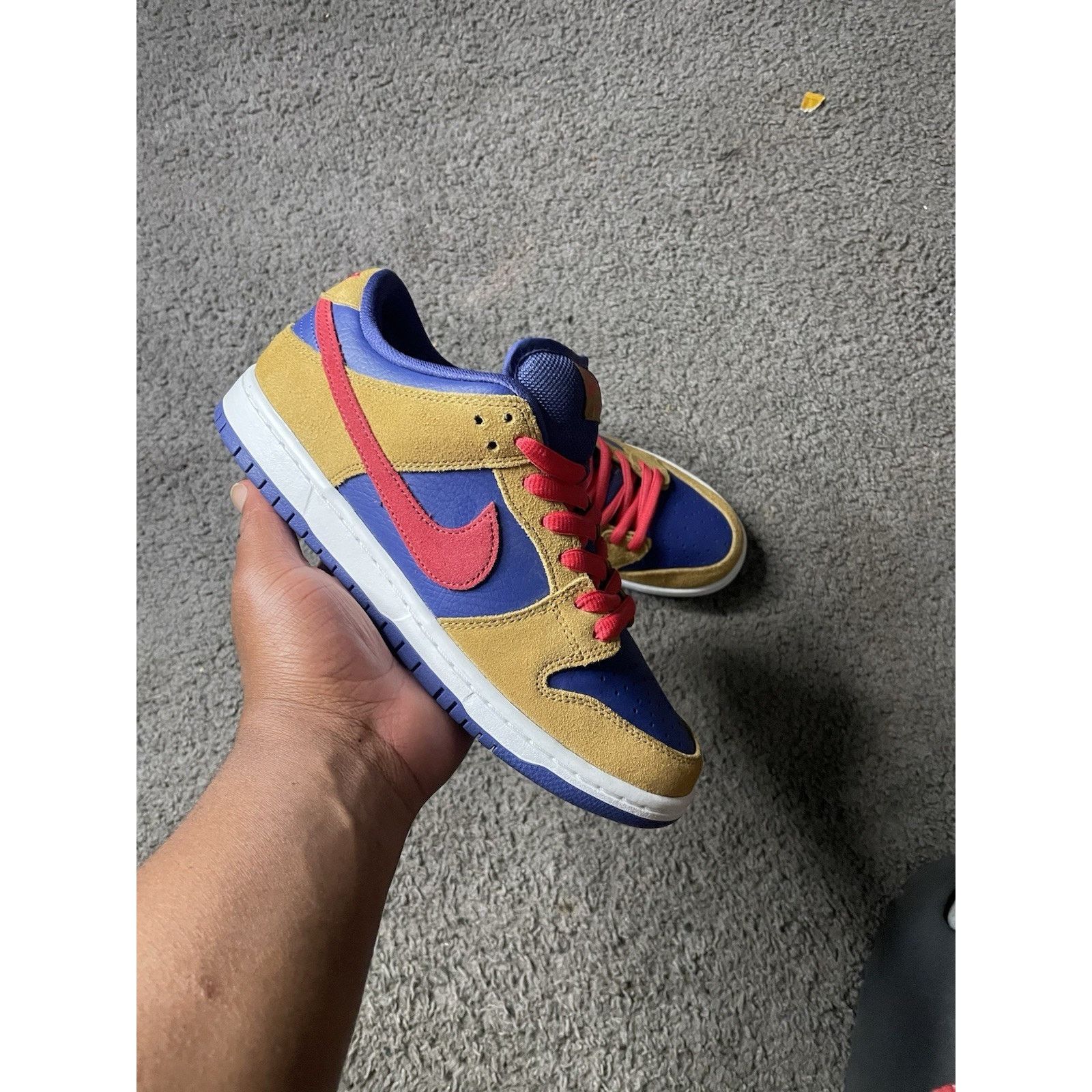 Nike Size 7M - Nike SB Dunk Low Reverse Papa Bear Size US 7 / EU 40 - 1 Thumbnail