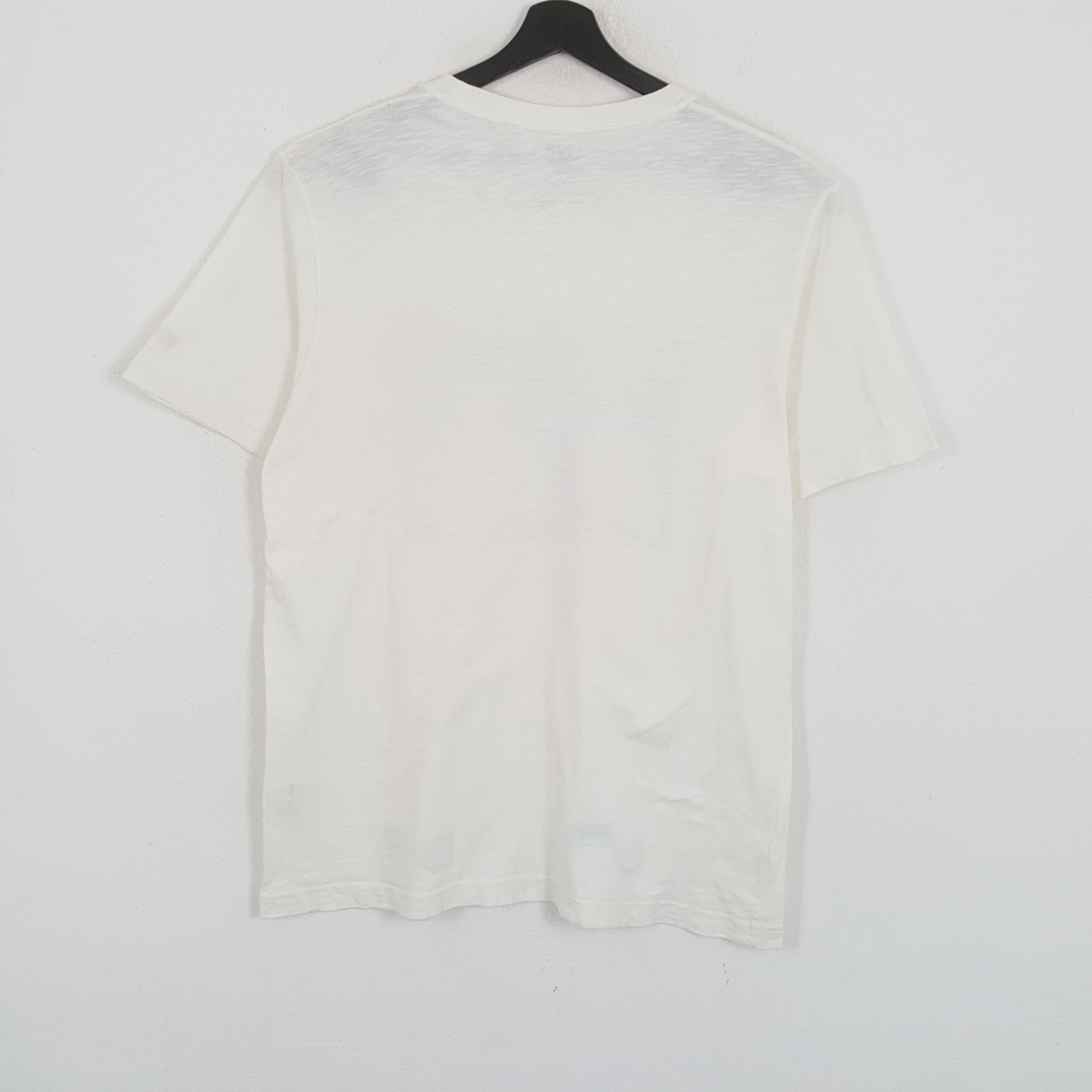 Japanese Brand × Uniqlo TAIYOU MATSUMOTO X Uniqlo Japanese Brand Streetwear Tshirt Size US L / EU 52-54 / 3 - 3 Thumbnail