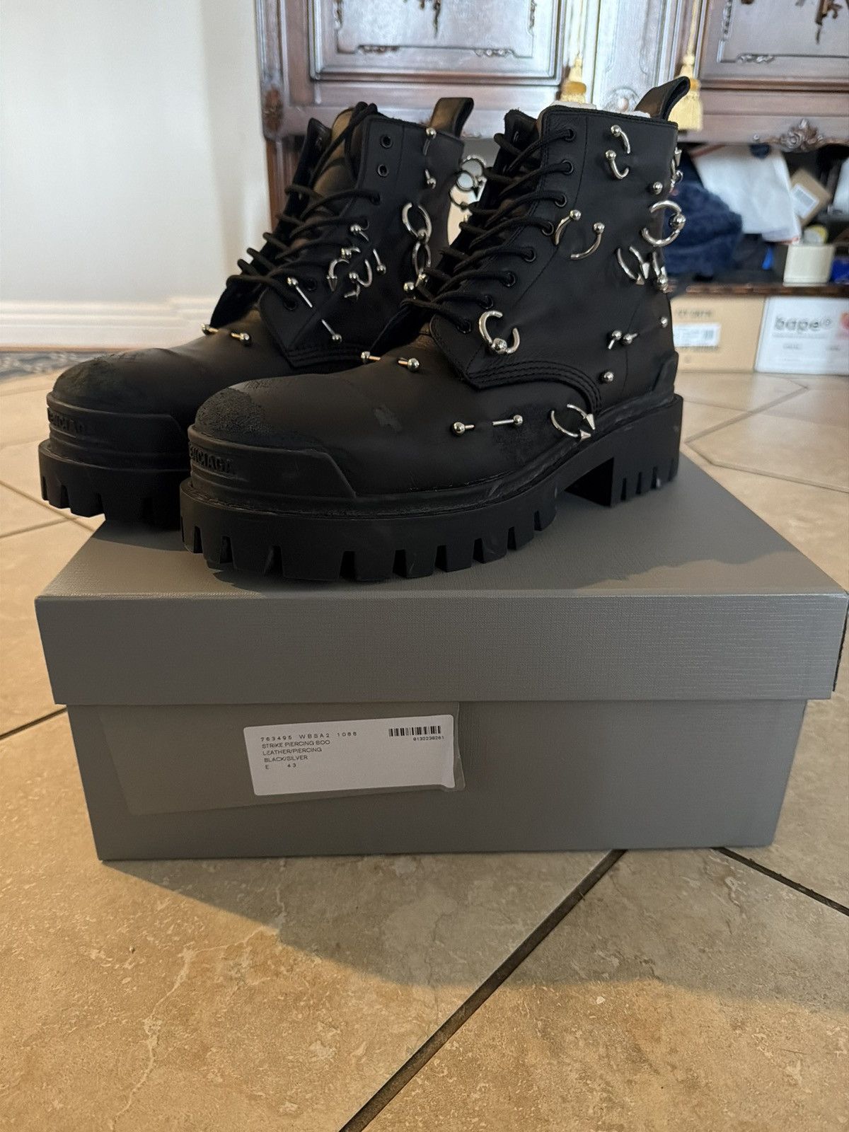 Balenciaga Balenciaga black leather piercing strike boots 43 Size US 10 / EU 43 - 1 Thumbnail