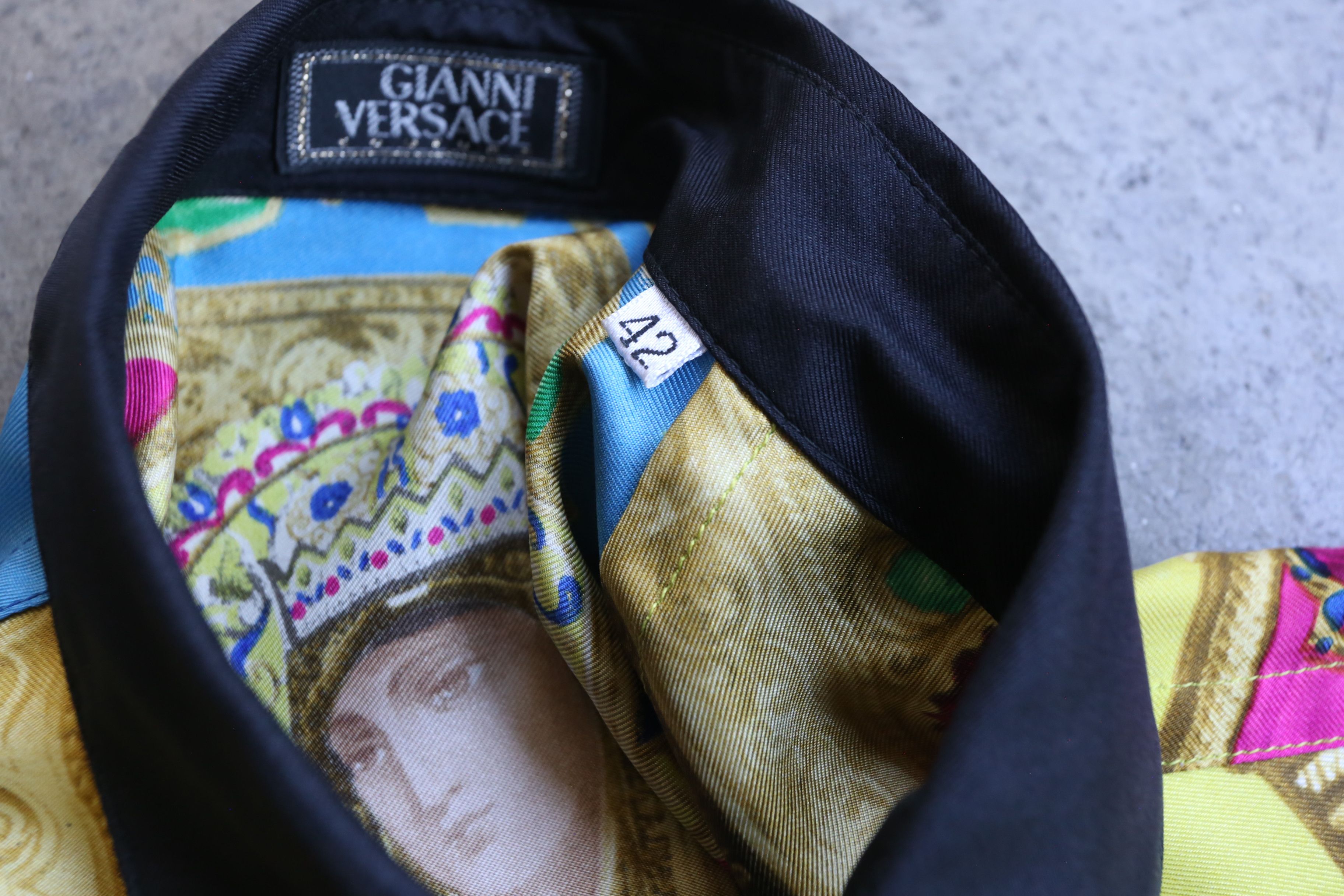 Versace Gianni Versace - F/W 91 - Le Madonne Shirt Size M / US 6-8 / IT 42-44 - 8 Thumbnail