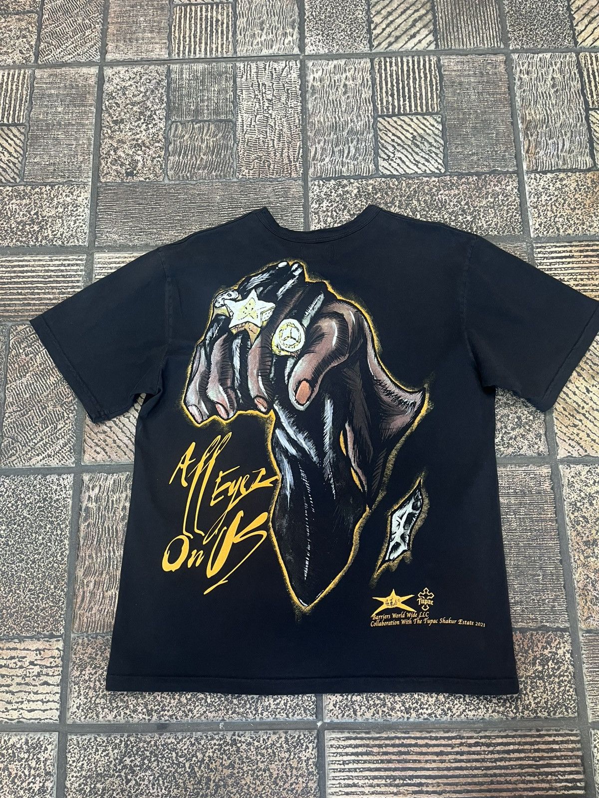 Barriers New Barriers 2Pac T-Shirt Black Sz. Medium Size US M / EU 48-50 / 2 - 2 Thumbnail