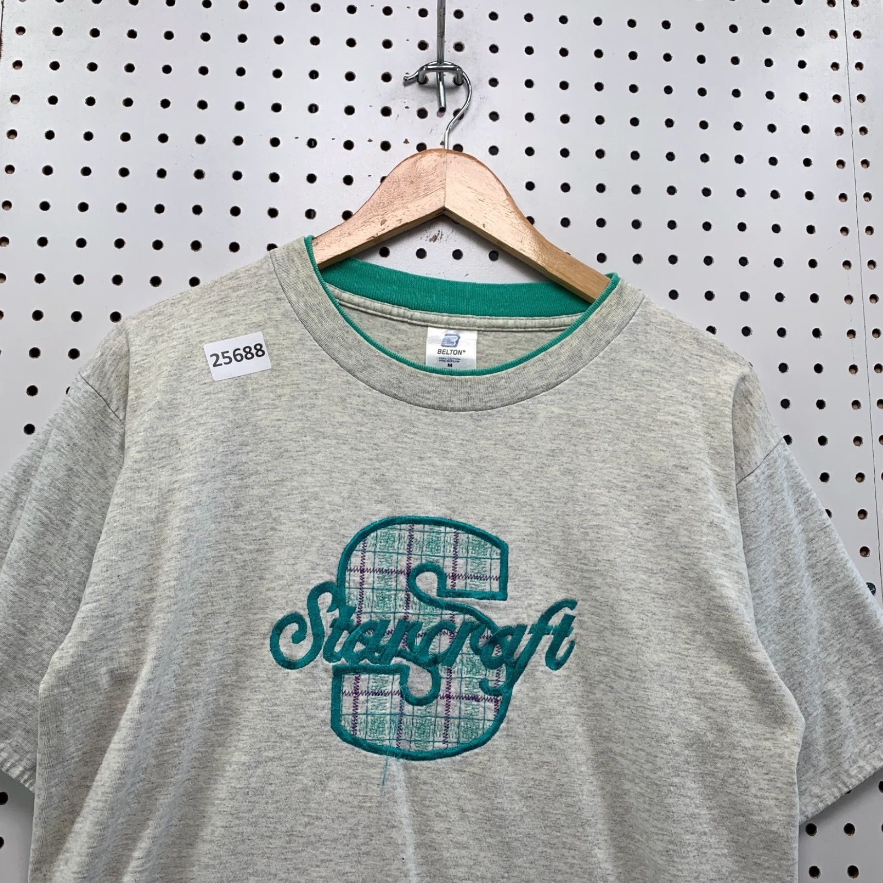 Vintage VINTAGE Starcraft Shirt Gray Embroidered Adult Medium USA 21x28 Shirt Belton Cotton, Cotton Blend Size US M / EU 48-50 / 2 - 6 Thumbnail