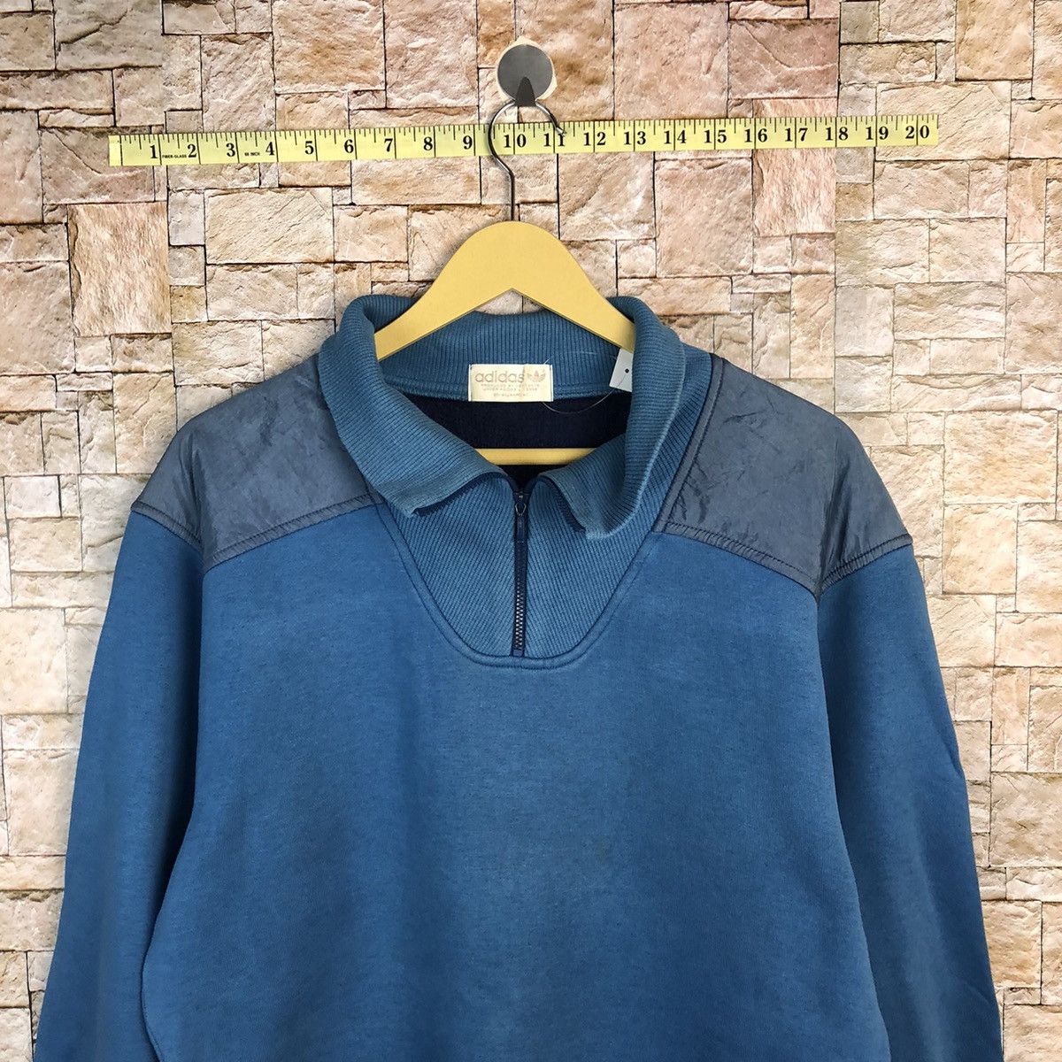 Adidas Adidas vintage japan Blue Sweatshirt #A402 Size US M / EU 48-50 / 2 - 2 Thumbnail