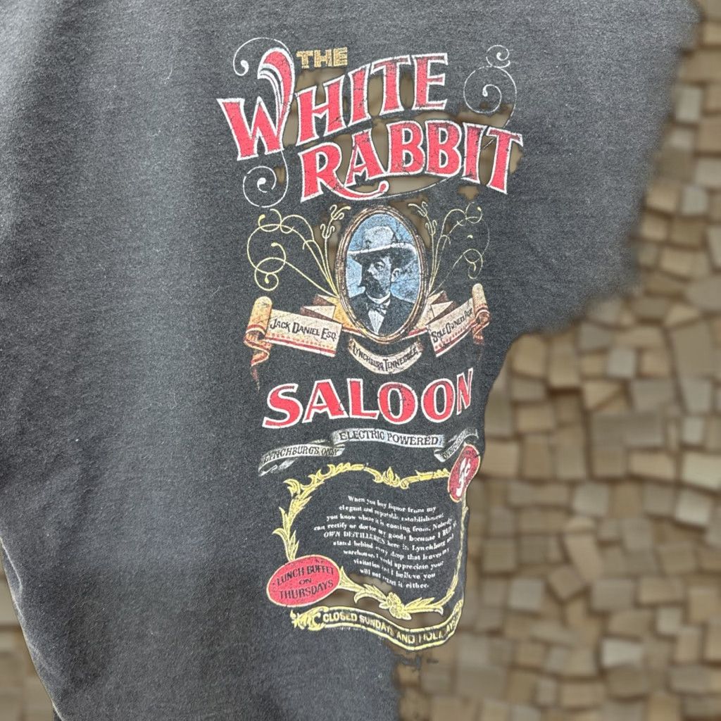 Vintage VINTAGE Jack Daniel's T-Shirt XL Black Graphic Print The White Rabbit Saloon 90s Mens Size US XL / EU 56 / 4 - 1 Thumbnail