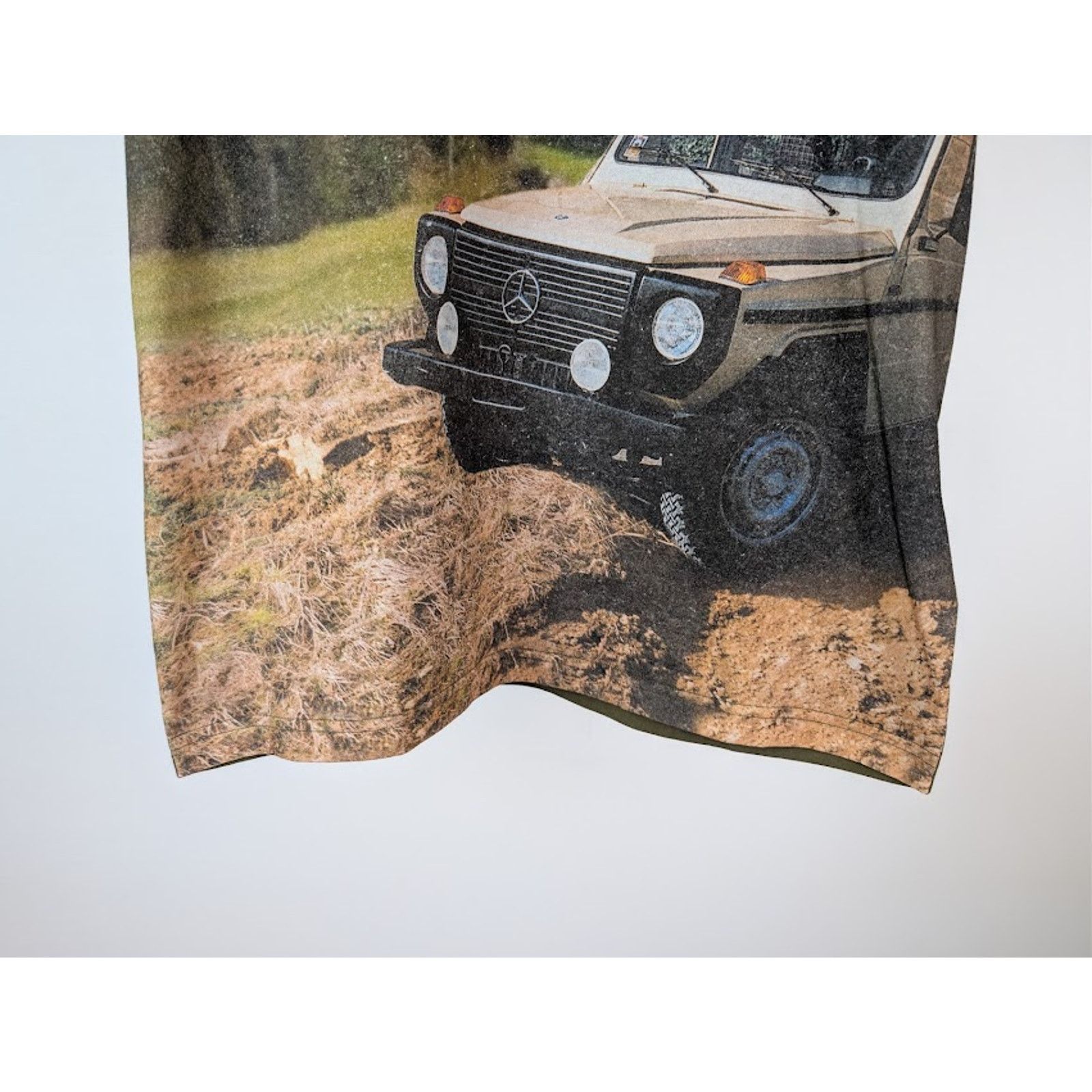 Moncler o1rshd1 Graphic Print Short Sleeve T-Shirt Green / Khaki XL Size US XL / EU 56 / 4 - 4 Thumbnail
