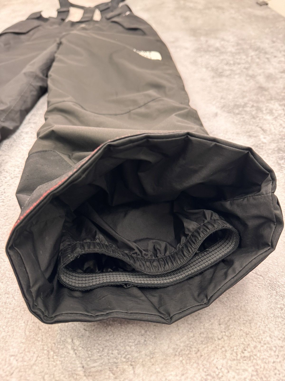 The North Face The North Face Women Ski Pants With Suspenders Waterproof Size 27" / US 4 / IT 40 - 3 Thumbnail