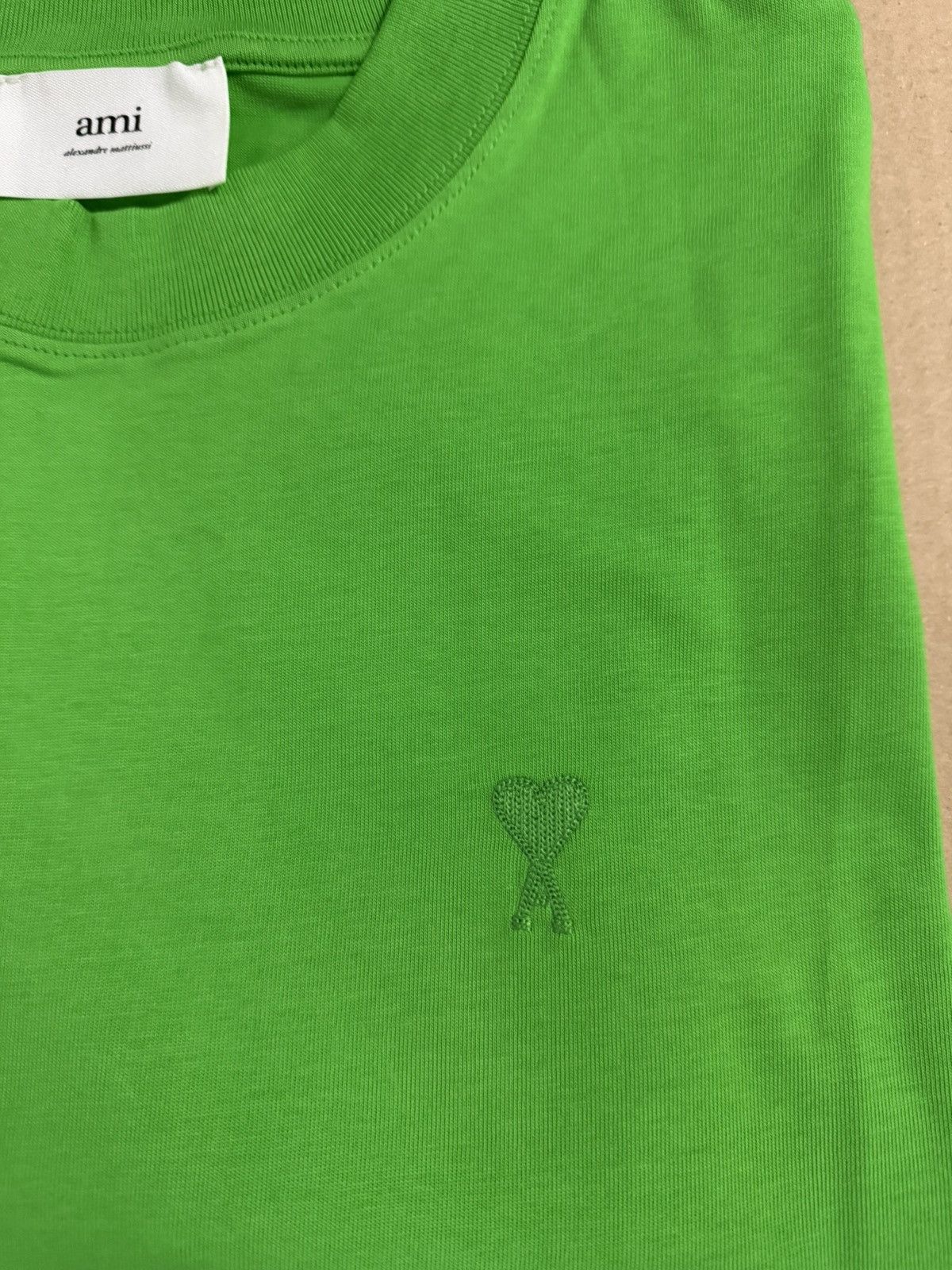 AMI Ami Paris Tonal Heart T-Shirt NEW Size US S / EU 44-46 / 1 - 2 Thumbnail