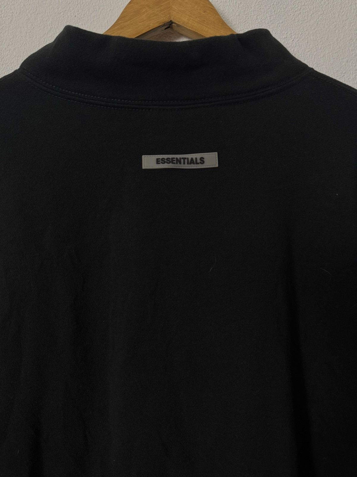 Essentials Essential Fear of God Black Mock Neck Sweatshirt Size US S / EU 44-46 / 1 - 5 Thumbnail