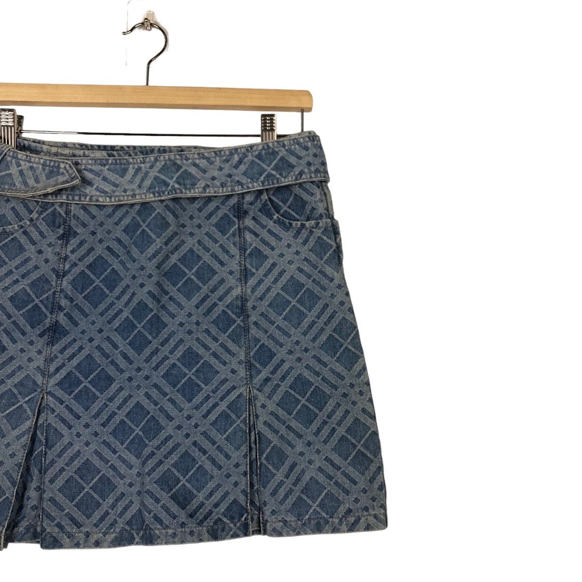 Burberry 🔥Denim Skirt Vintage Burberry London Blue Label Size 28" / US 6 / IT 42 - 3 Thumbnail