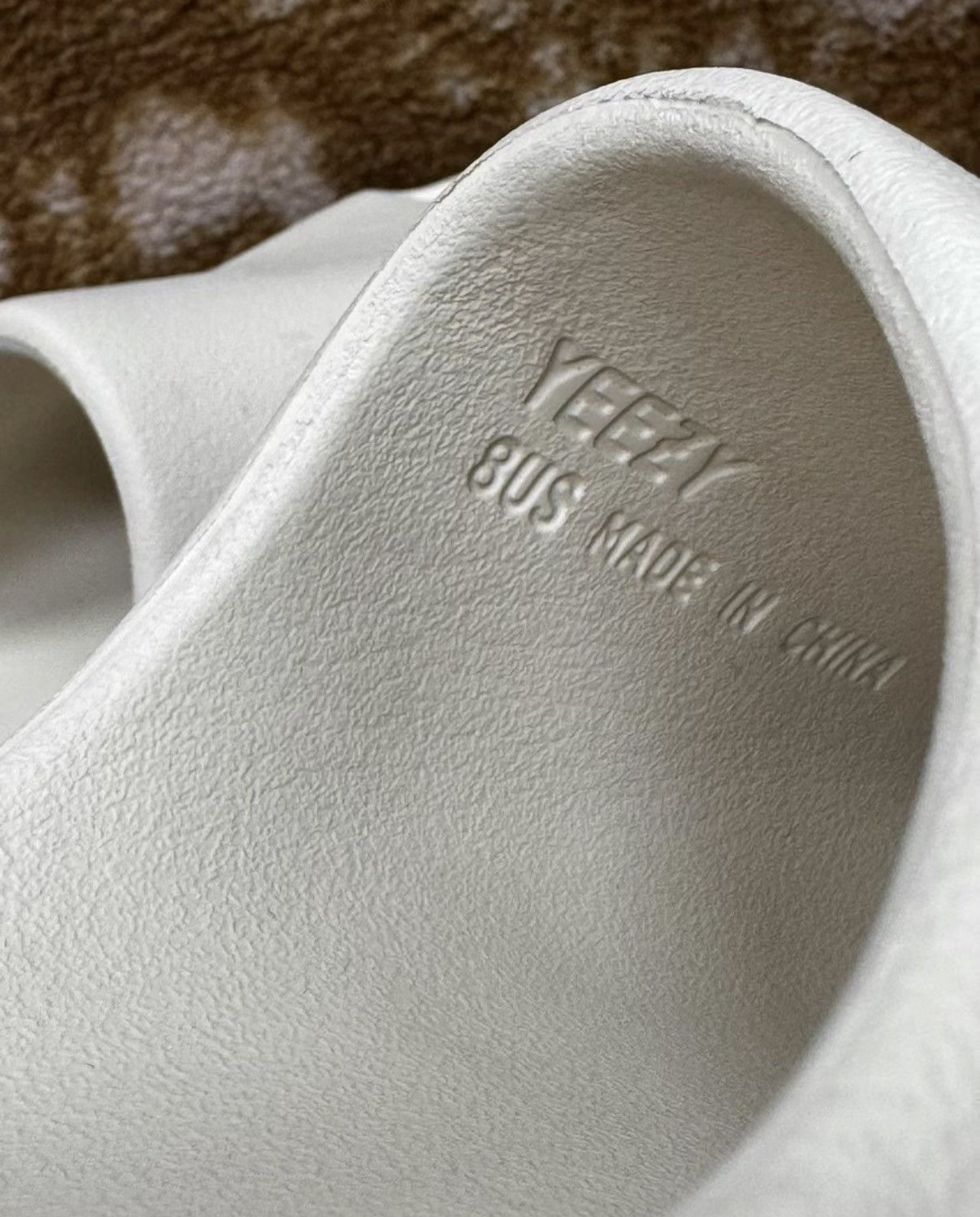 Adidas Adidas Yeezy Slide Bone FZ5897 K37 Size US 8 / EU 41 - 5 Thumbnail