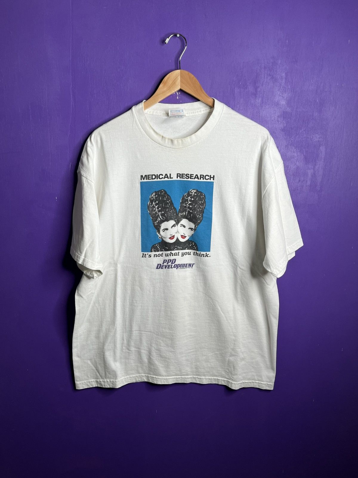 Vintage Vintage 90s Medical research it’s not what you think art tee Size US XL / EU 56 / 4 - 1 Thumbnail