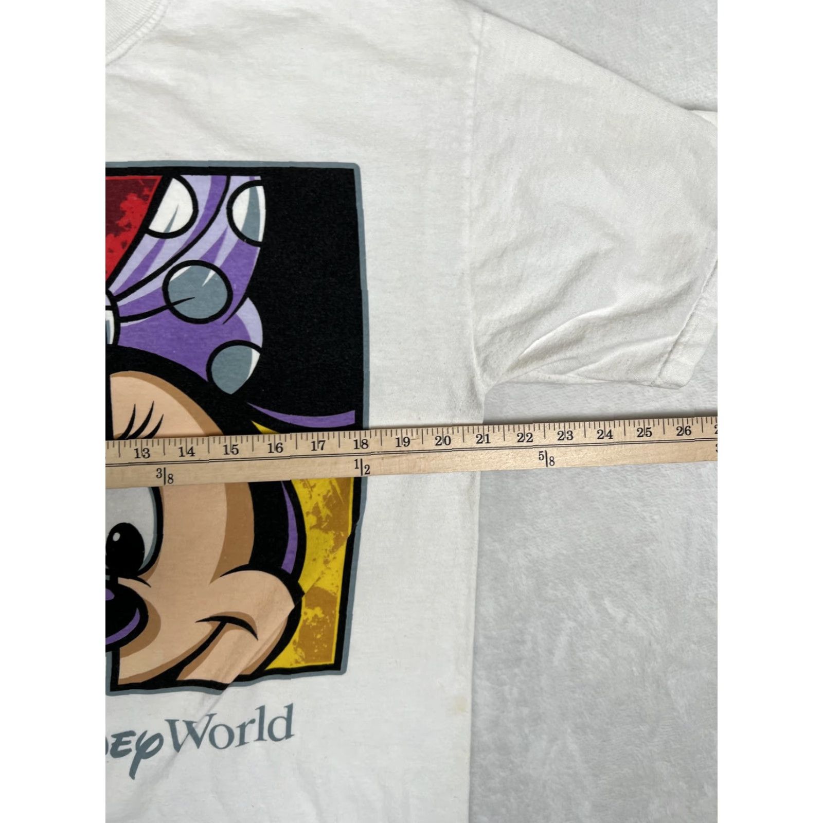 Disney VINTAGE Disney T-Shirt Minnie Mouse White Large Mens Crew Neck Graphic Print 90s Souvenir Shirt Size US L / EU 52-54 / 3 - 6 Thumbnail