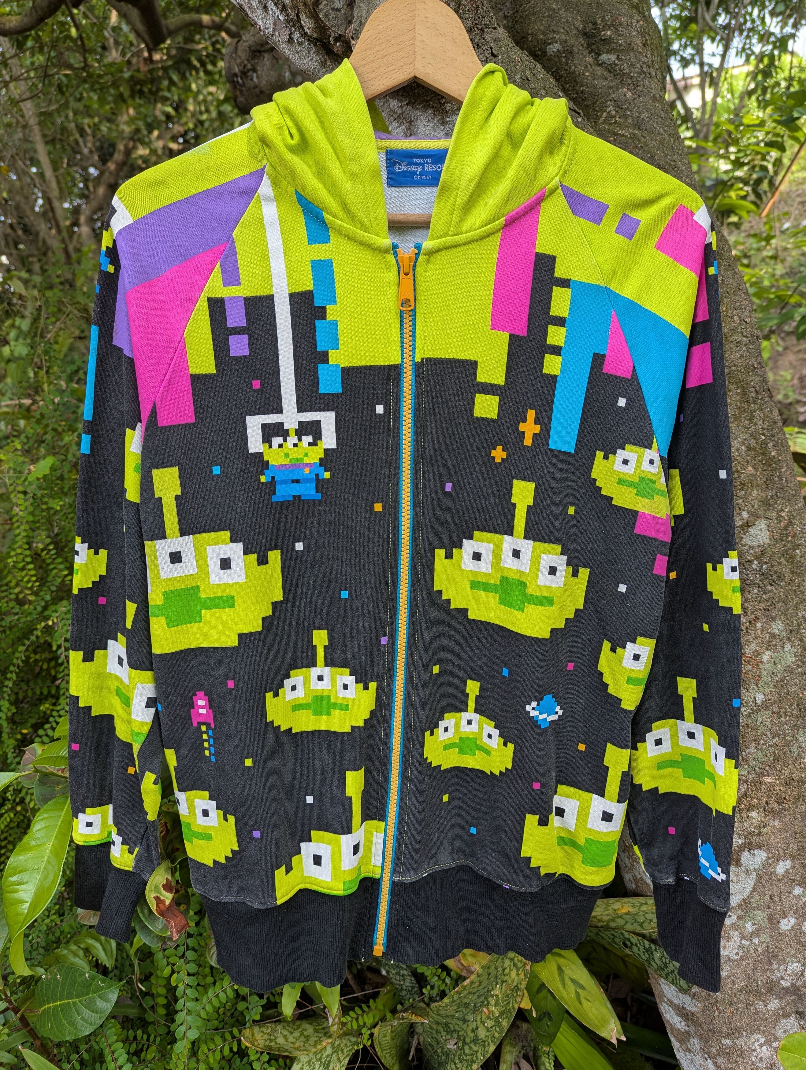 Disney Vintage Disney Resort Tokyo Toy Story Alien Zippered Hoodie Size US M / EU 48-50 / 2 - 1 Thumbnail