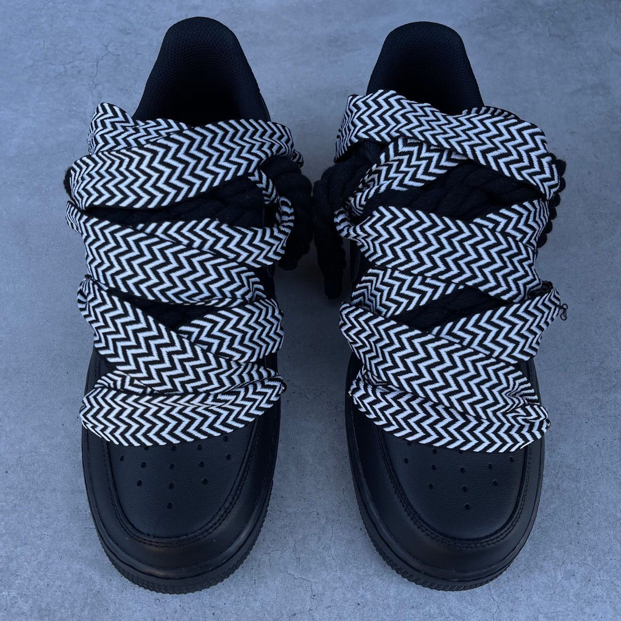 Other CUSTOM AIR FORCE 1 BLACK – CHUNKY LACES LOT Size US 8 / EU 41 - 6 Thumbnail