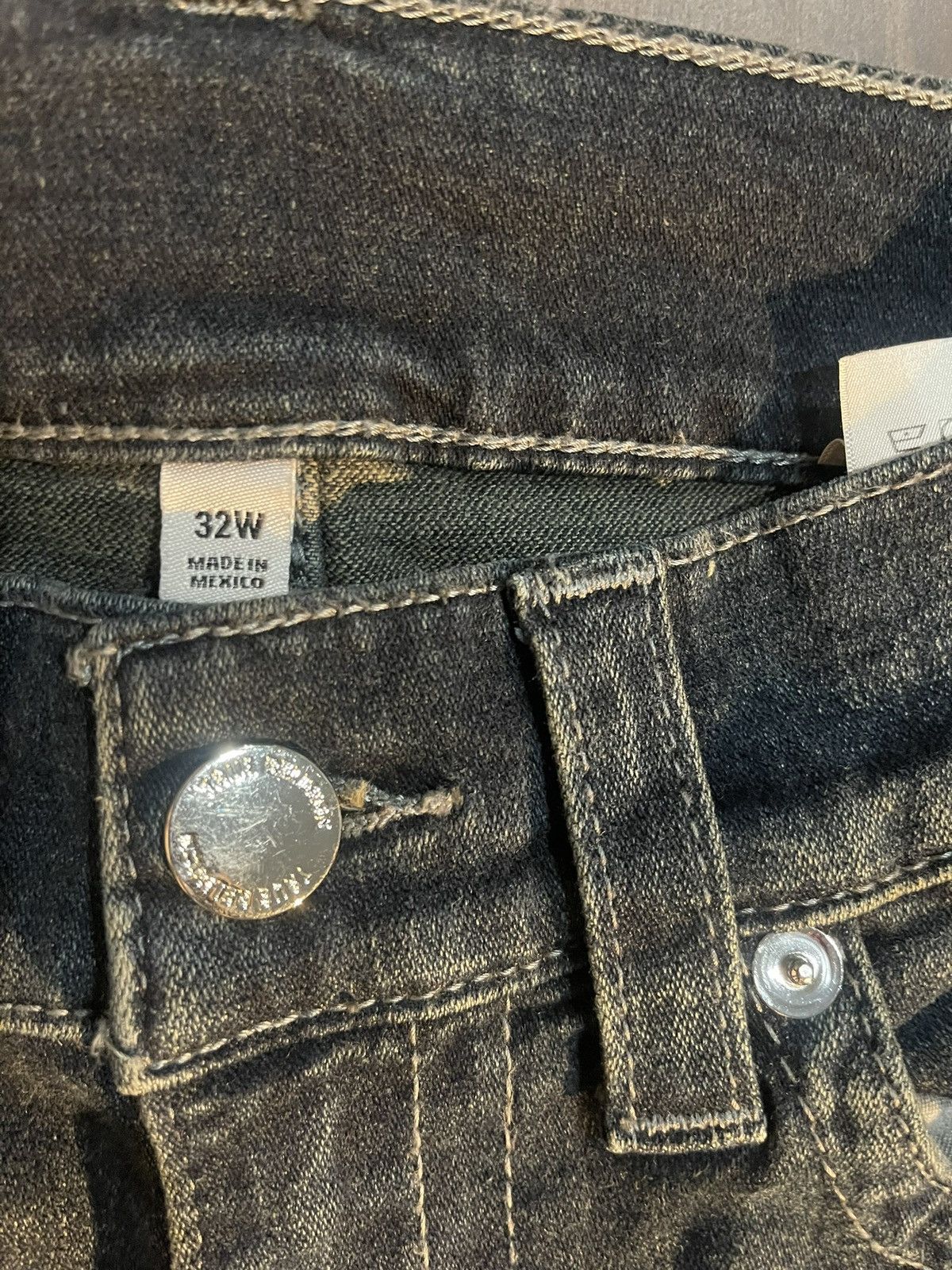 True Religion True Religion “Erosion Wash Blue Jean” Size US 32 / EU 48 - 5 Thumbnail