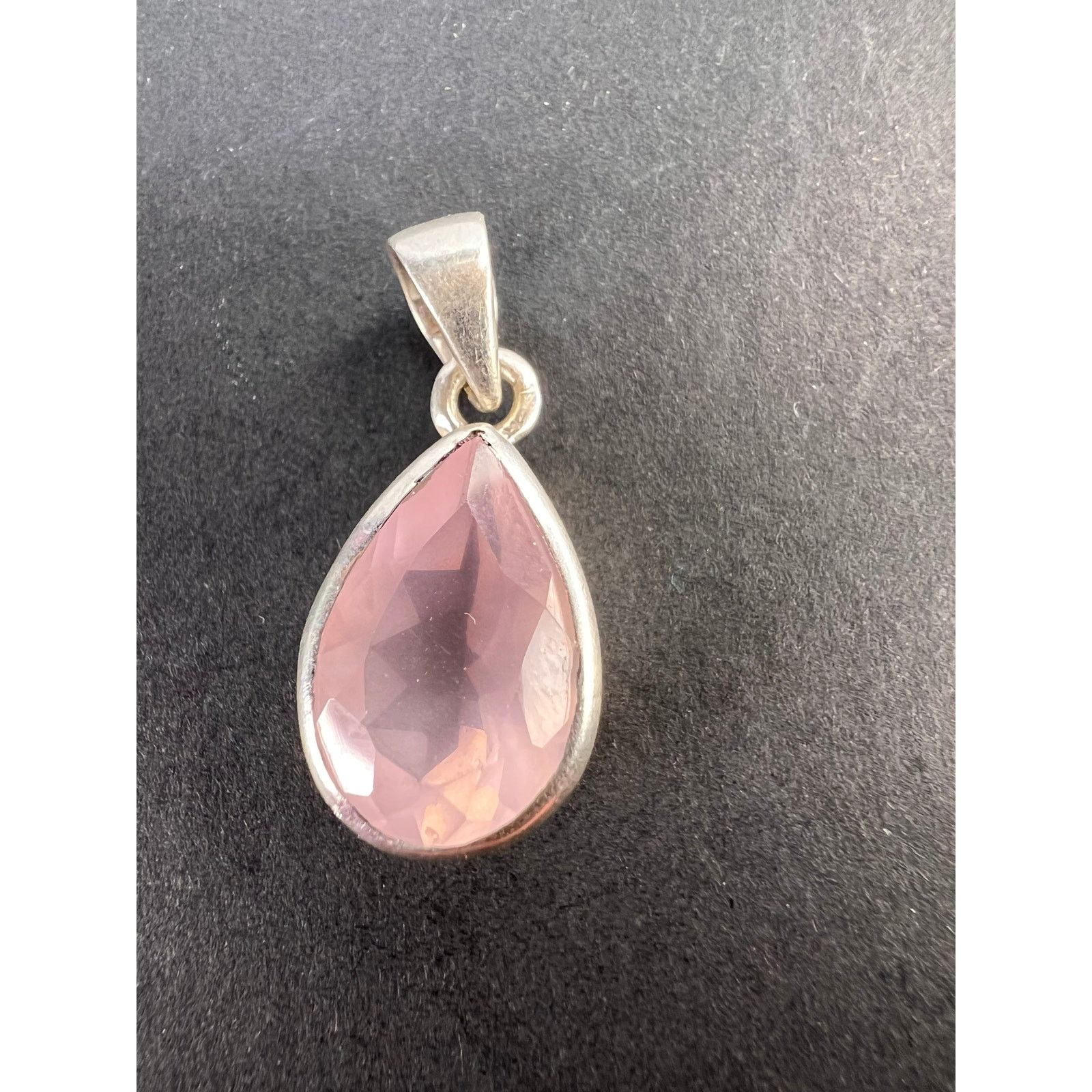 Other NEW Rose Quartz teardrop gemstone 925 pendant 3.34 grams Size ONE SIZE - 1 Thumbnail