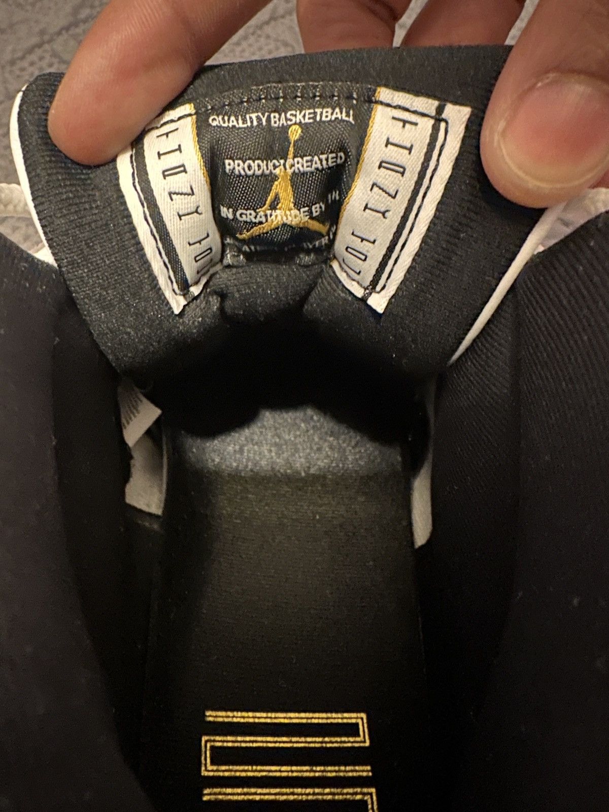 Jordan Brand JORDAN 11 RETRO 'GRATITUDE / DEFINING MOMENTS' Size US 10.5 / EU 43-44 - 6 Thumbnail