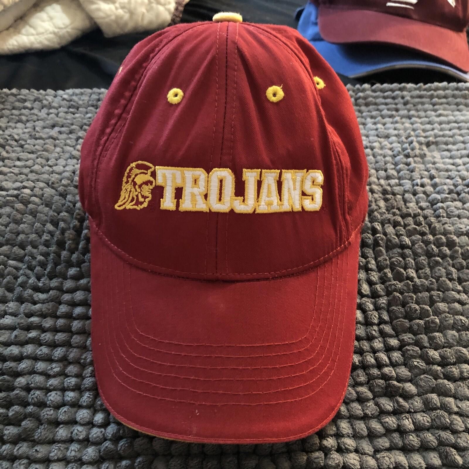 Designer Vintage USC Trojans Captivating Headgear Snapback Red Men Size ONE SIZE - 1 Thumbnail