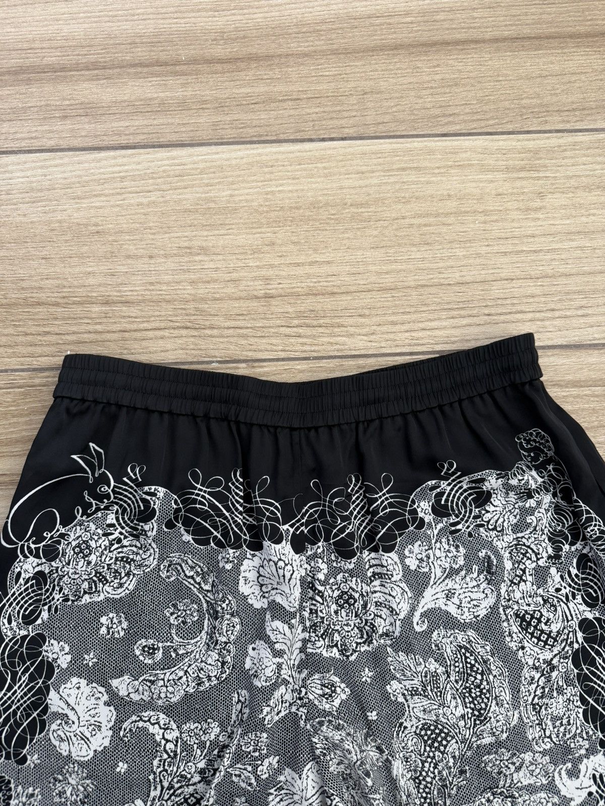 Acne Studios Acne Studios Pattern Printed Bunny Shorts Size US 32 / EU 48 - 4 Thumbnail