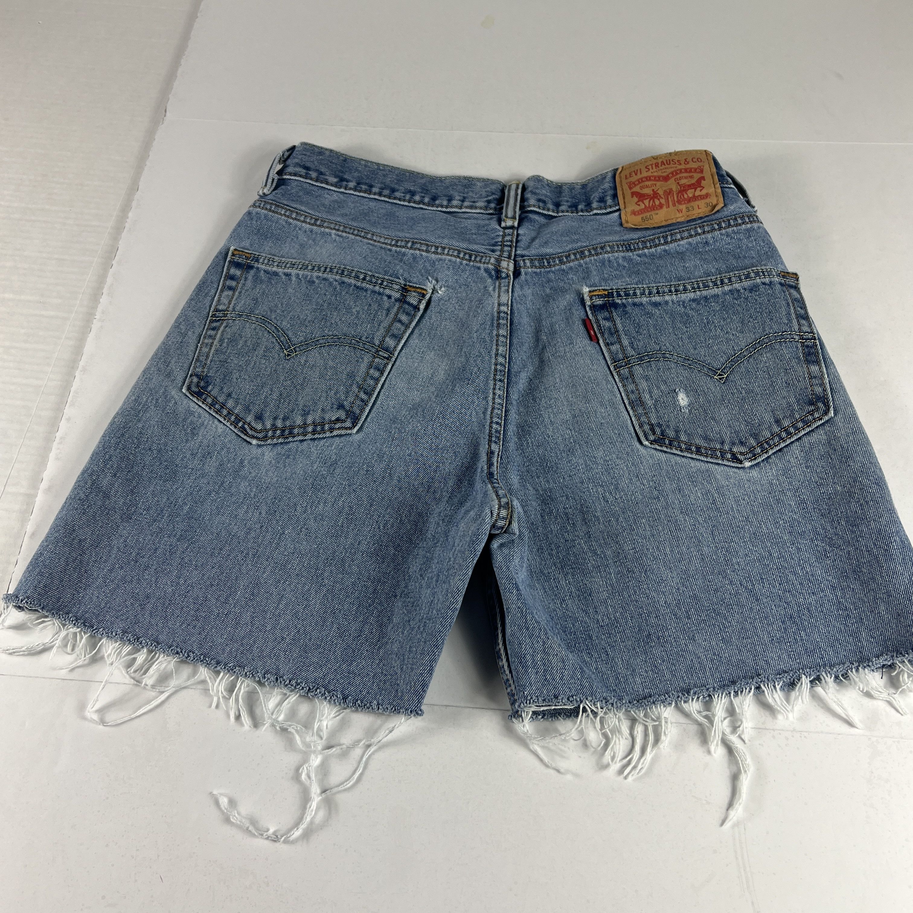 Levi's Levi's Jean Shorts 550 Faded Bermuda Cut Off Denim Jorts Size US 32 / EU 48 - 10 Thumbnail