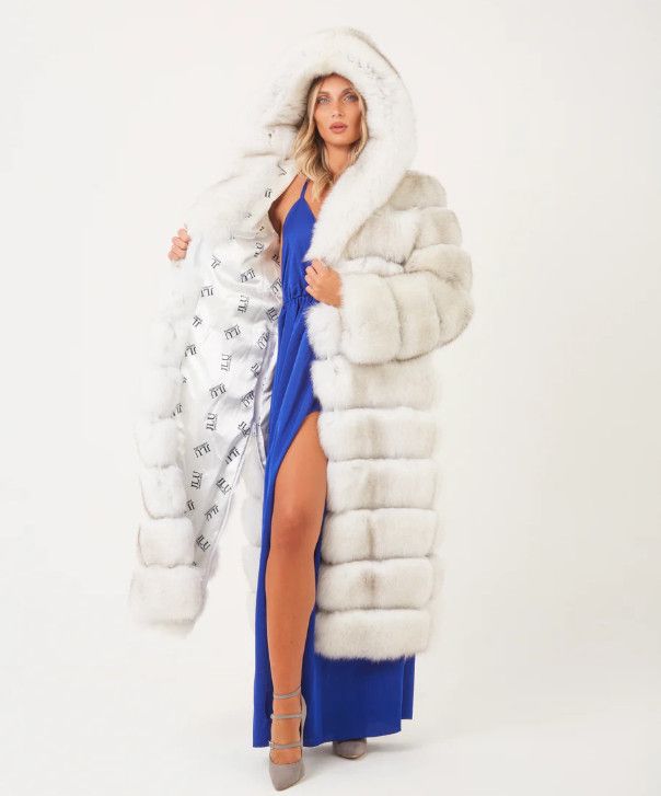 Other Women’s Natural Blue Fox Fur Coat Size L / US 10 / IT 46 - 2 Thumbnail