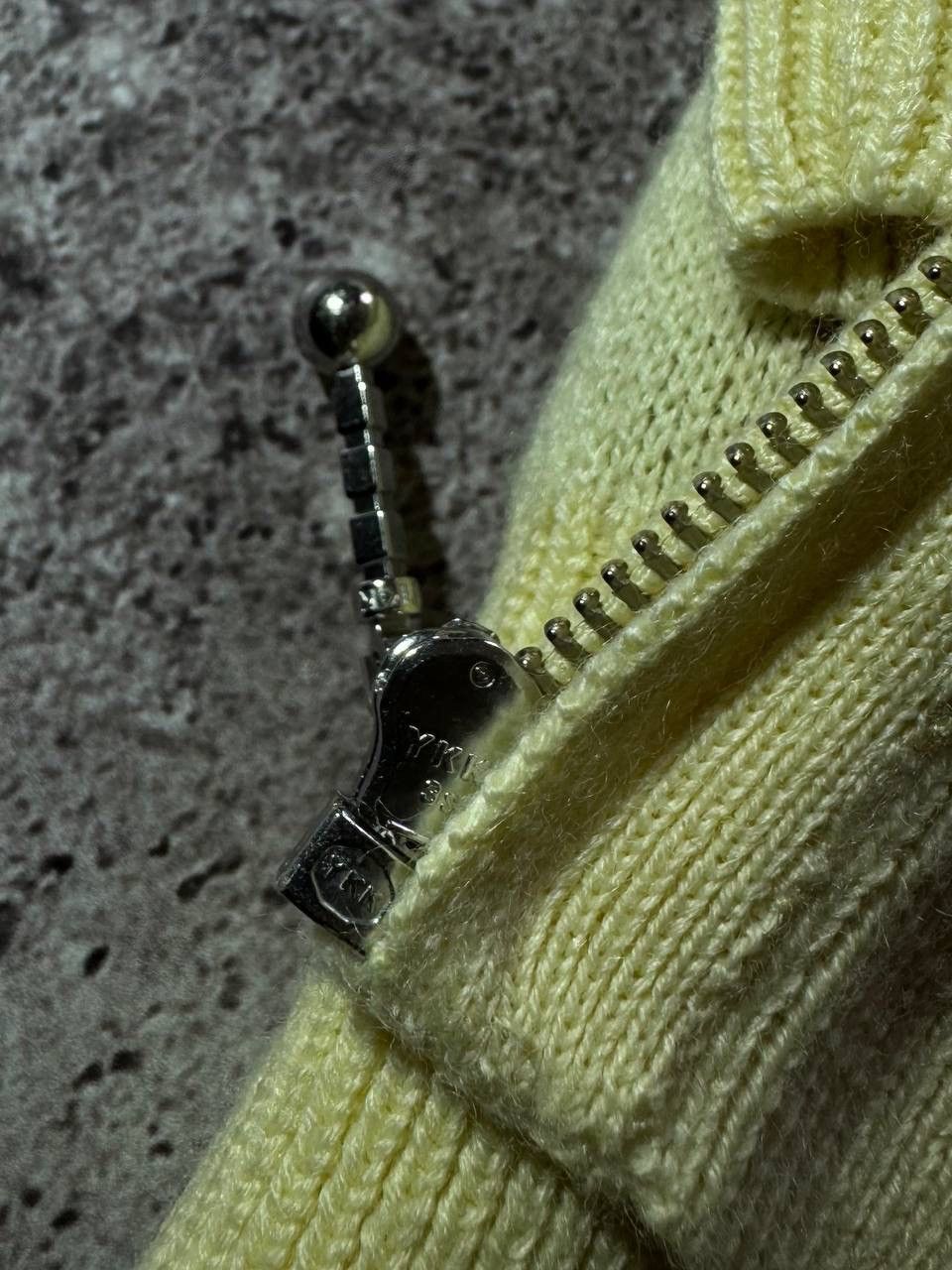 Supreme Supreme Gradient Stripe Zip-Up Cardigan Pale Yellow (SS22) Size US L / EU 52-54 / 3 - 11 Thumbnail
