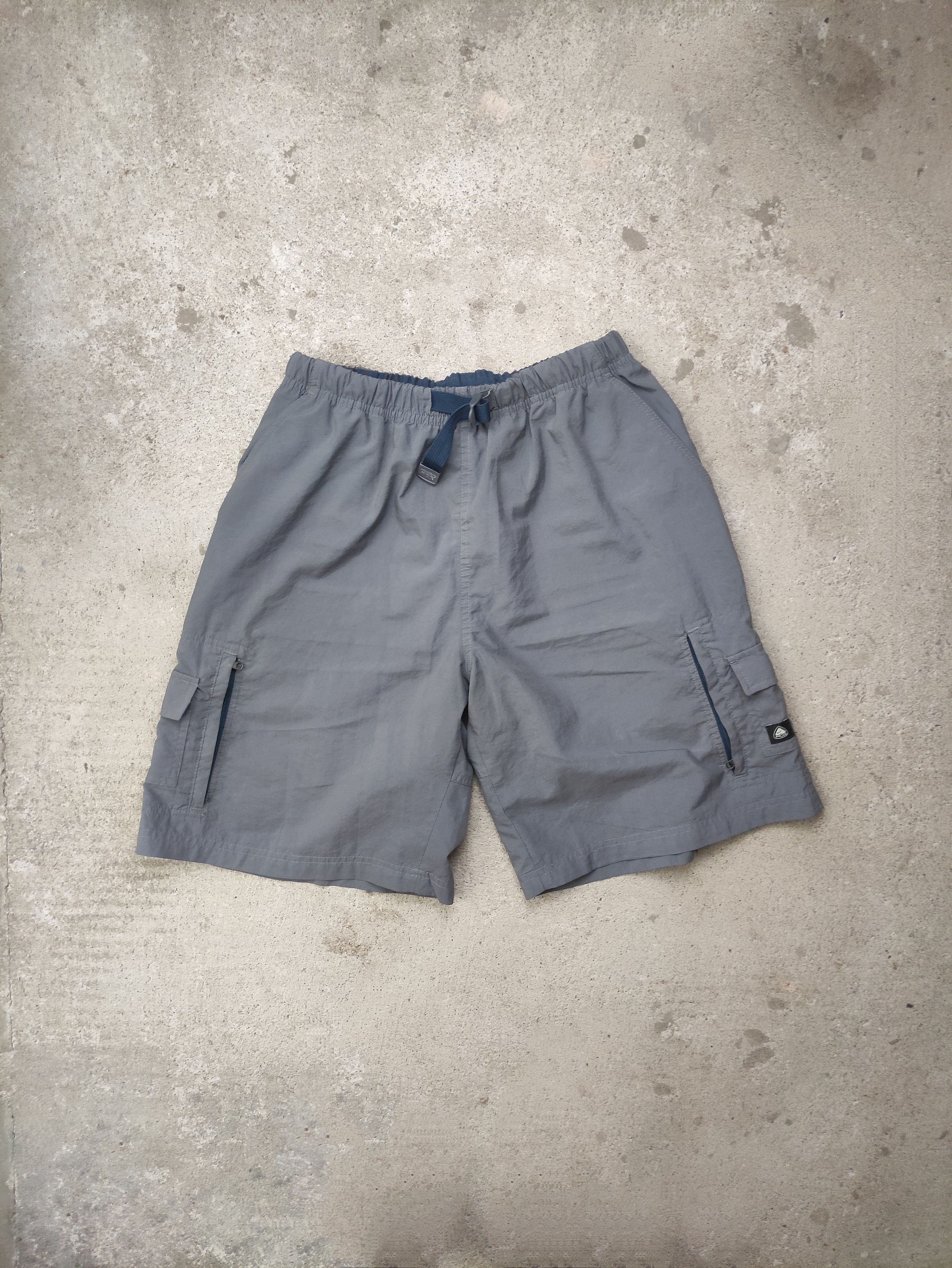 acg nike cargo shorts
