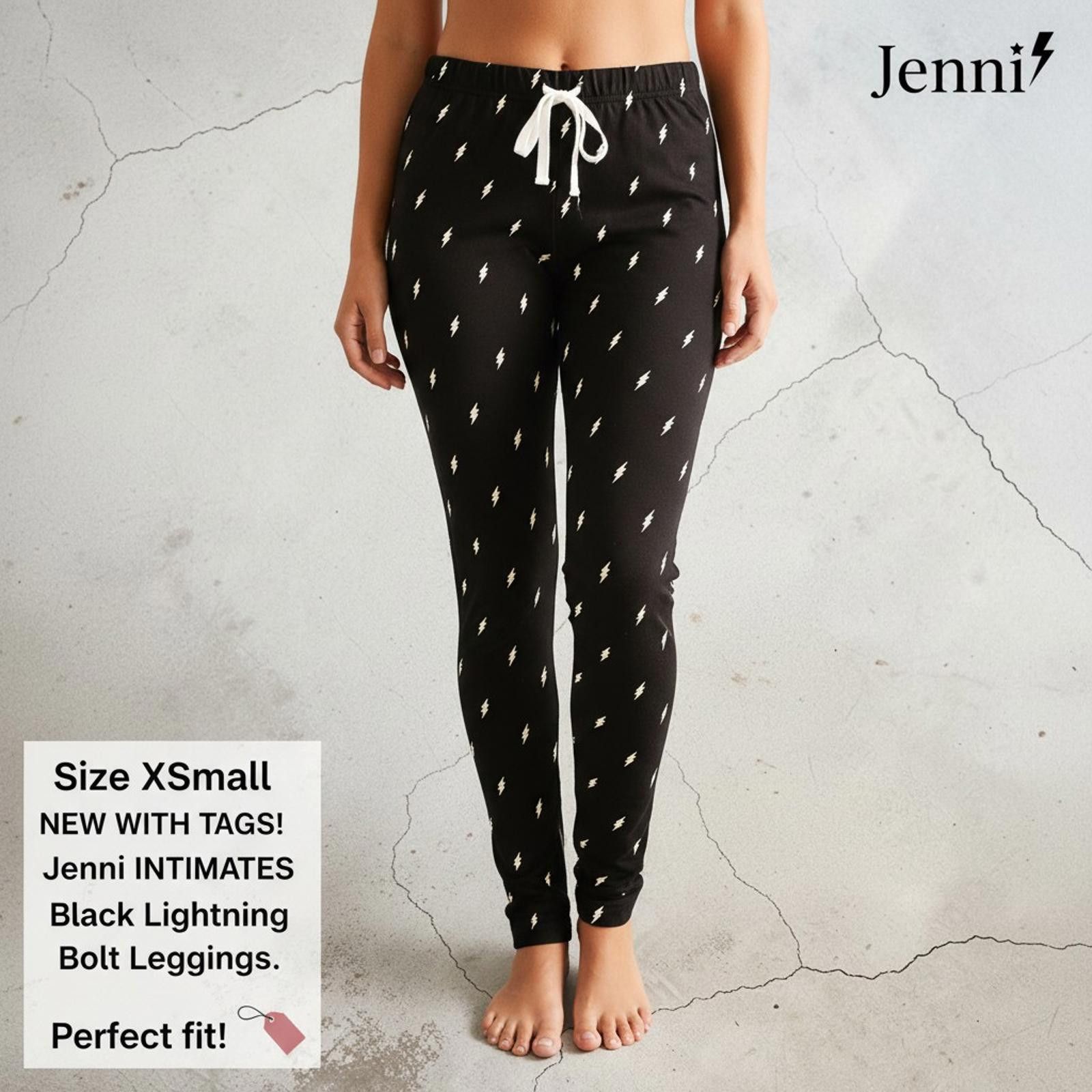 Jennifer Lopez Jenni Intimates Black Lightning Bolt Patterned Leggings Size 26" / US 2 / IT 38 - 2 Thumbnail