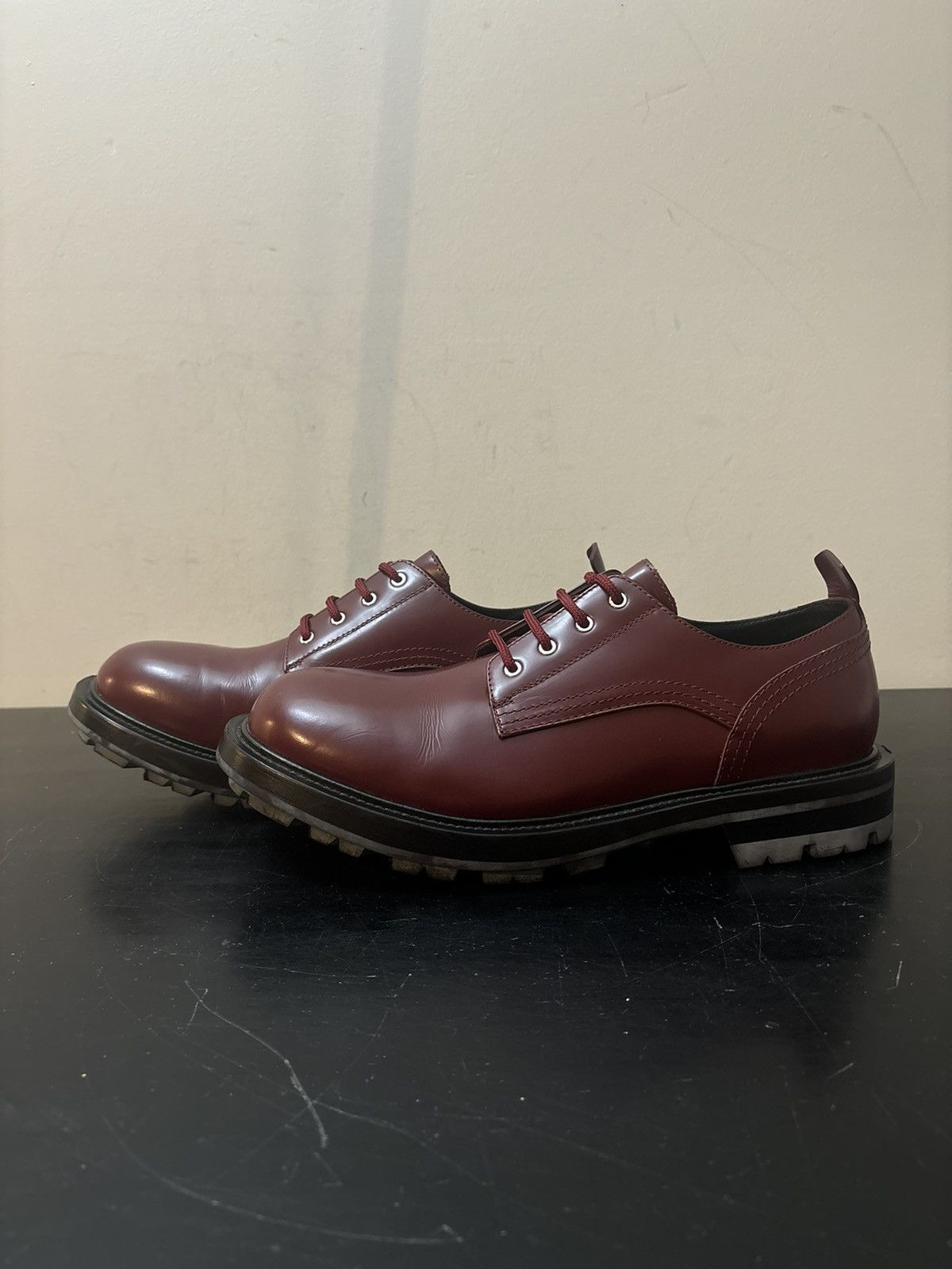 Alexander McQueen Alexander McQueen Patent Leather Platform Derby Brown Black Size US 10 / EU 43 - 1 Thumbnail