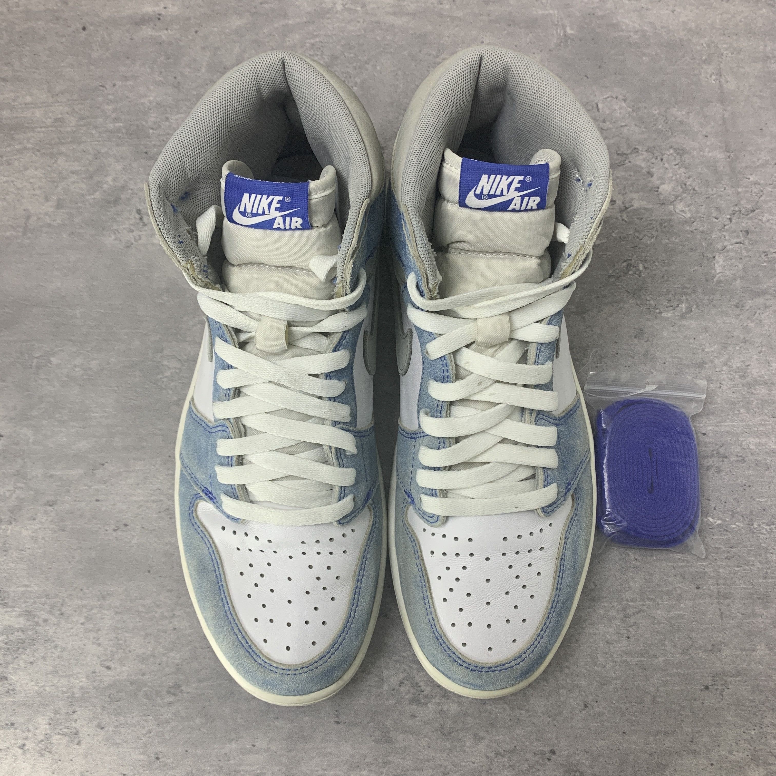 Nike Nike Jordan 1 Retro High OG Hyper Royal 555088-402 Size US 10 / EU 43 - 9 Thumbnail