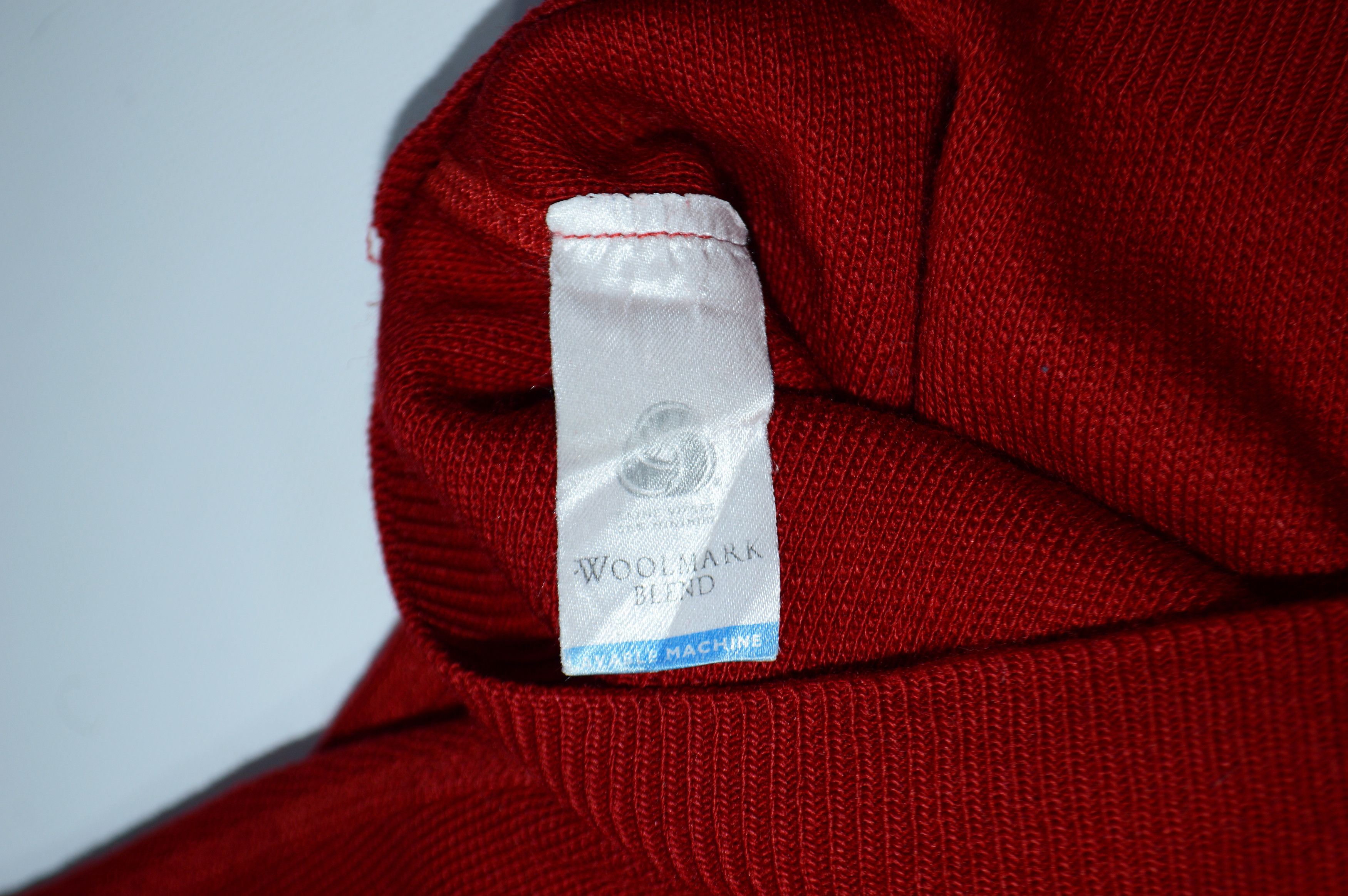 Lacoste Vintage Lacoste Red Wool Sweater Size 5 L Size US L / EU 52-54 / 3 - 6 Thumbnail