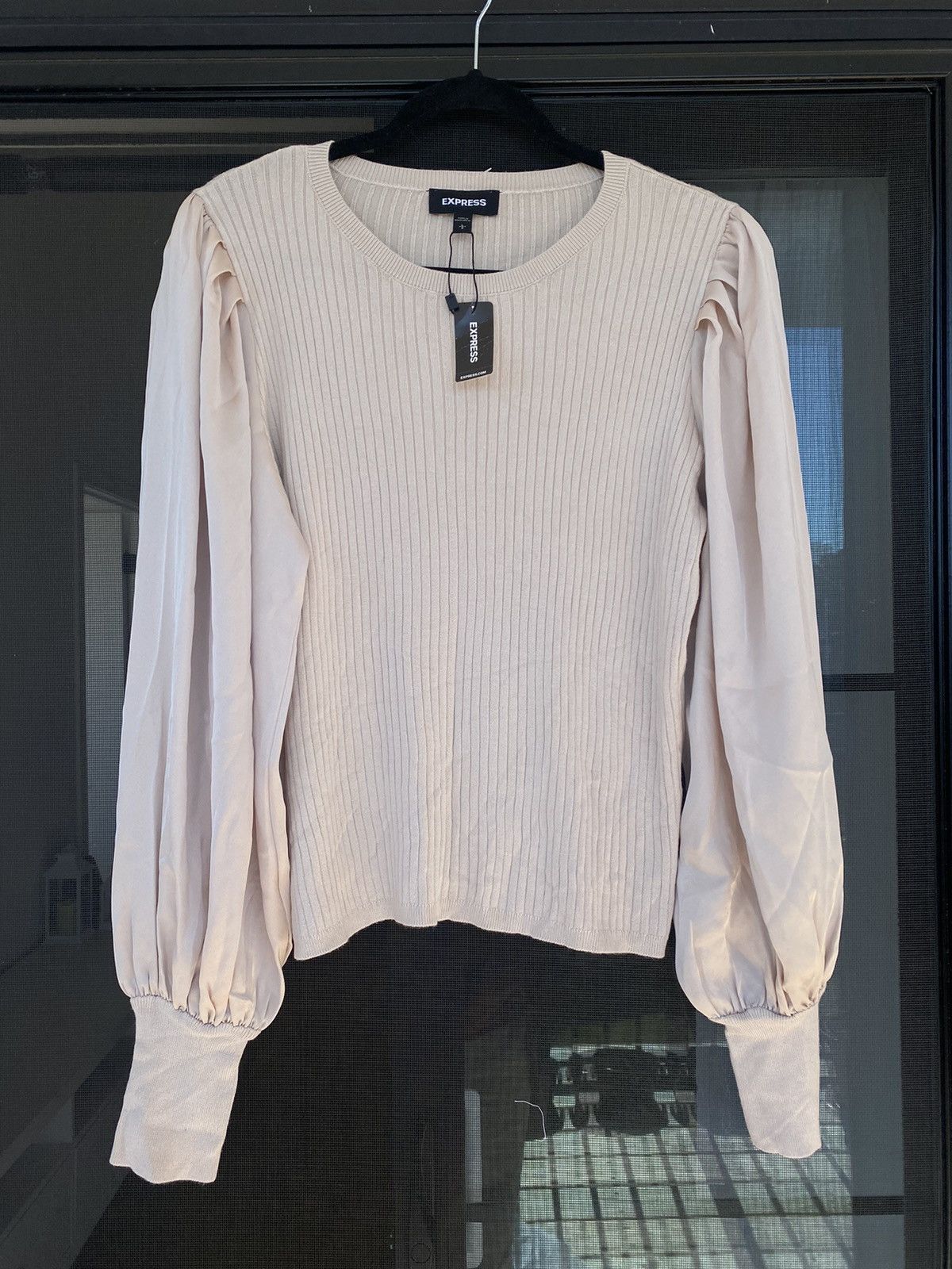 Express NWT Express Pleated Puff Lantern Satin Sleeve Knit Sweater Size L / US 10 / IT 46 - 1 Thumbnail