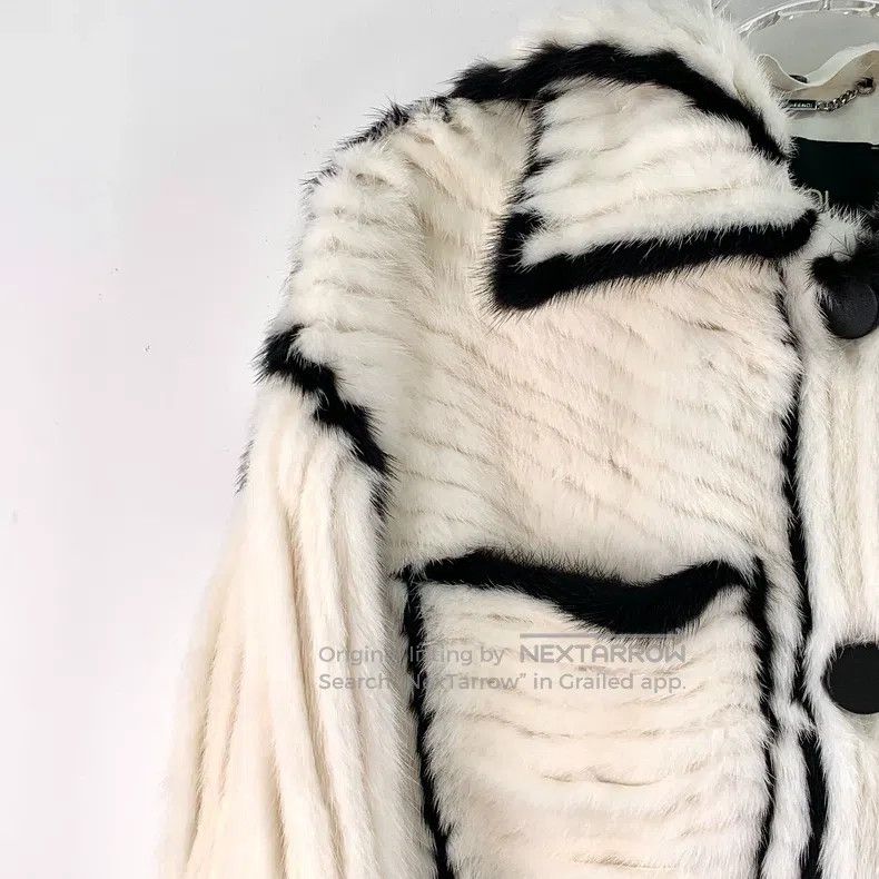 Fendi Fendi White Edge Design Mulberry Silk Collar Hooded Single Size XS / US 0-2 / IT 36-38 - 3 Thumbnail