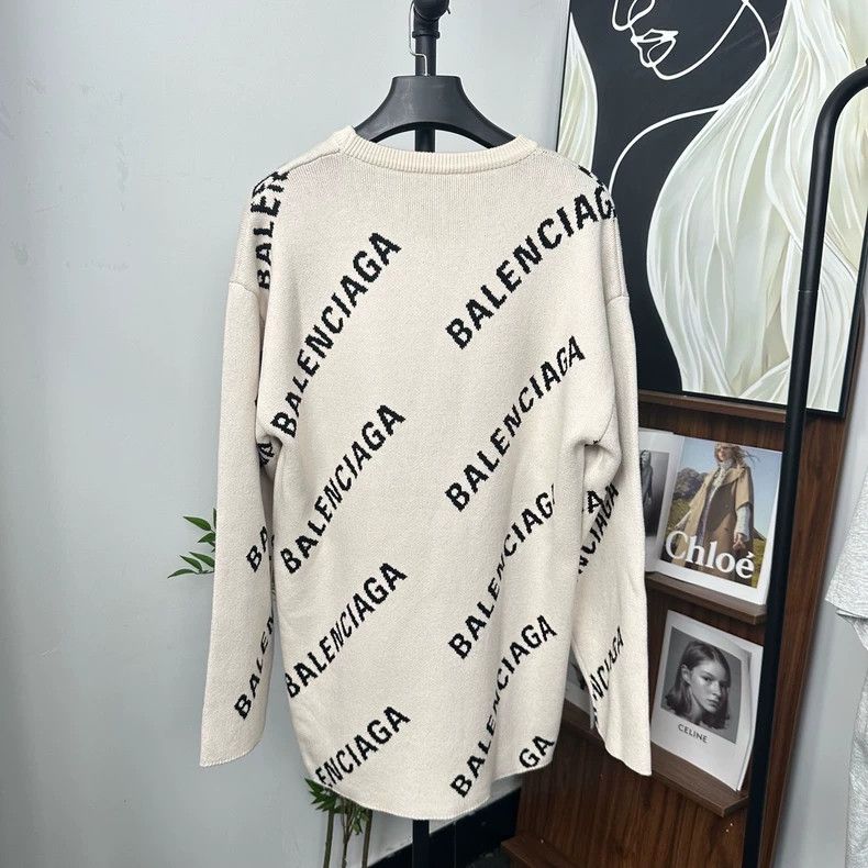 Balenciaga Balenciaga Classic white barrage sweater with printed lett Size US XS / EU 42 / 0 - 2 Thumbnail