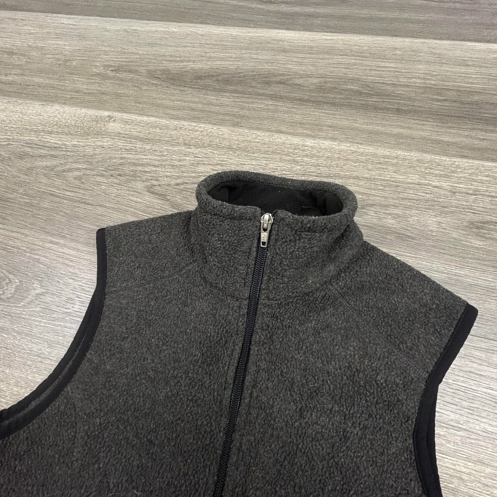 Patagonia VINTAGE Patagonia Synchilla Vest Womens Small Gray Fleece Full Zip Canada 90s Size S / US 4 / IT 40 - 7 Thumbnail