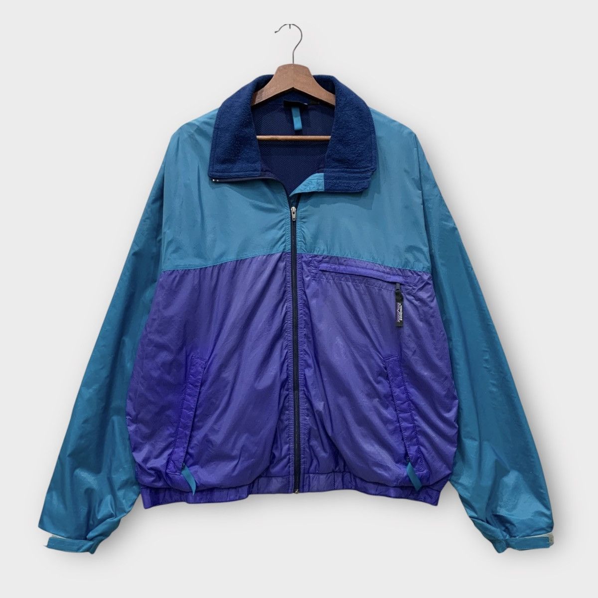Patagonia VINTAGE PATAGONIA F0 WINDBREAKER NYLON JACKET TWO TONE Size US L / EU 52-54 / 3 - 1 Thumbnail