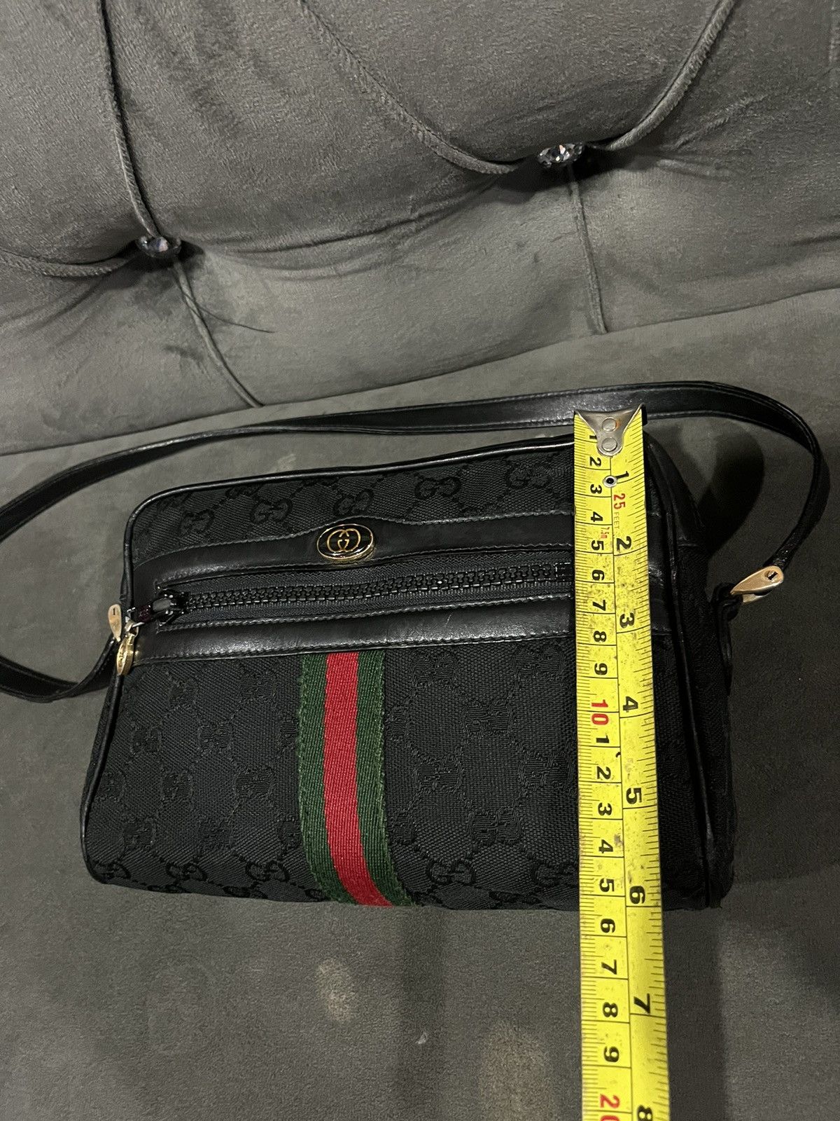 Gucci Authentic GUCCI Vintage Crossbody Bag Size ONE SIZE - 22 Thumbnail